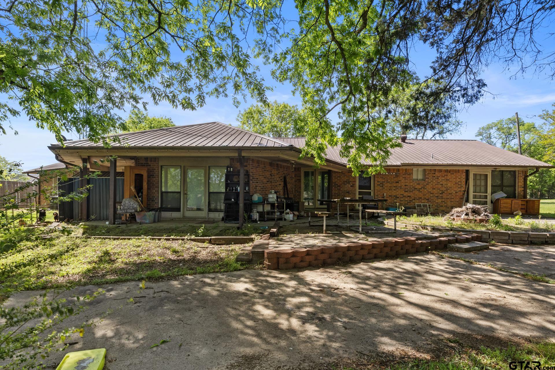 504 W Wilson
