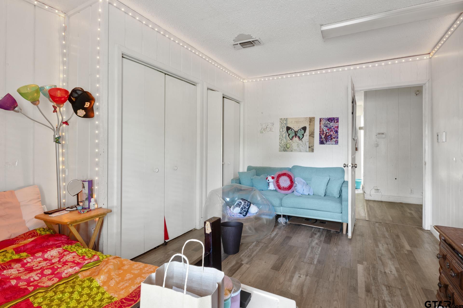 504 W Wilson