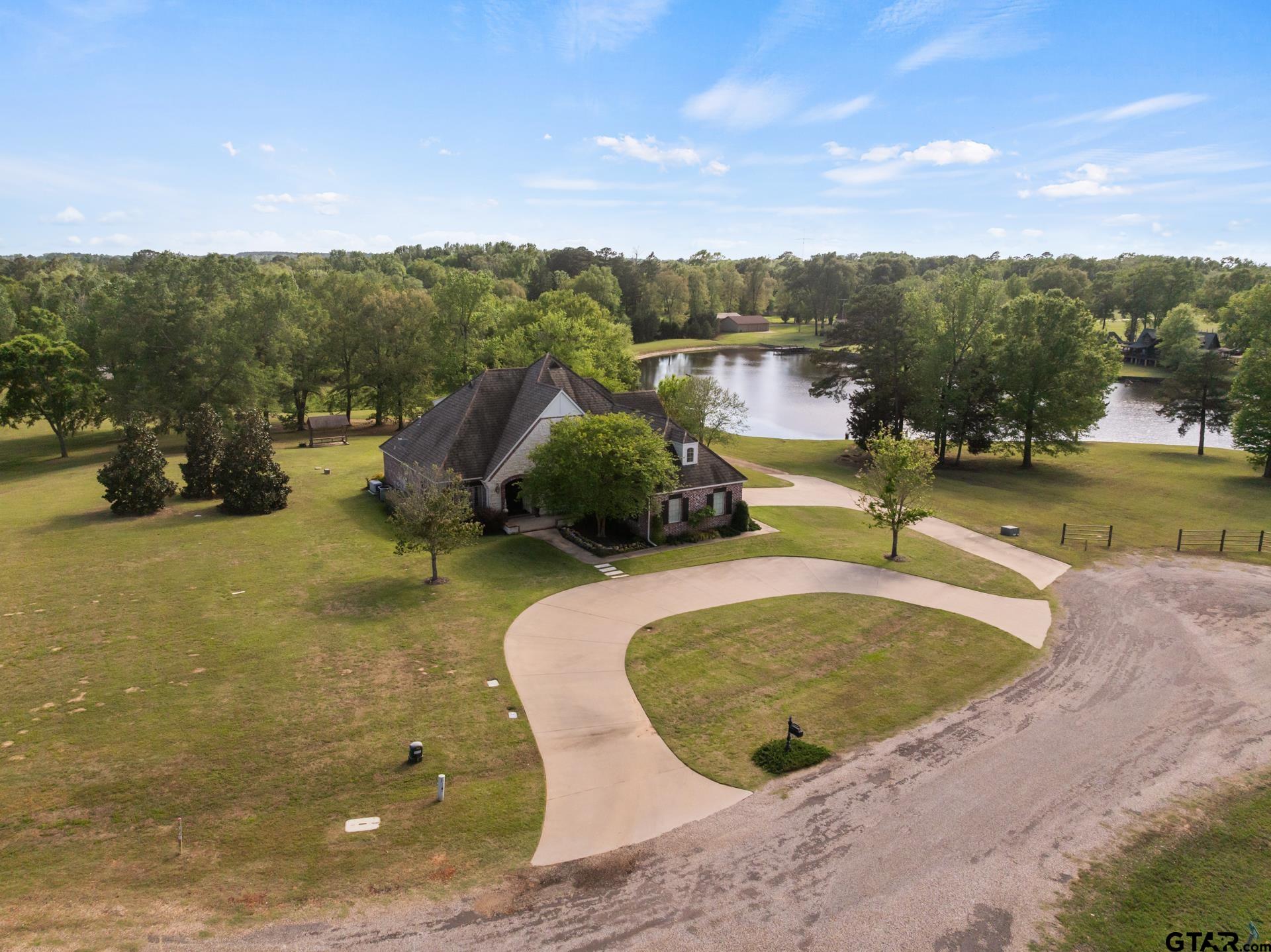 6 County Road 1215