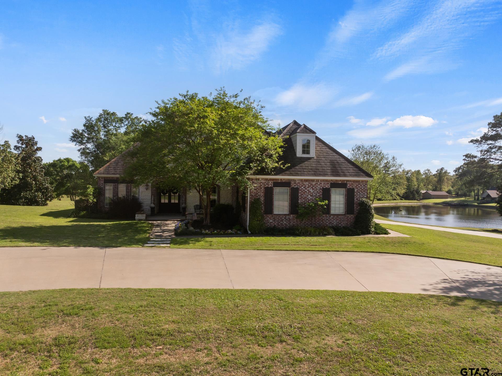 6 County Road 1215