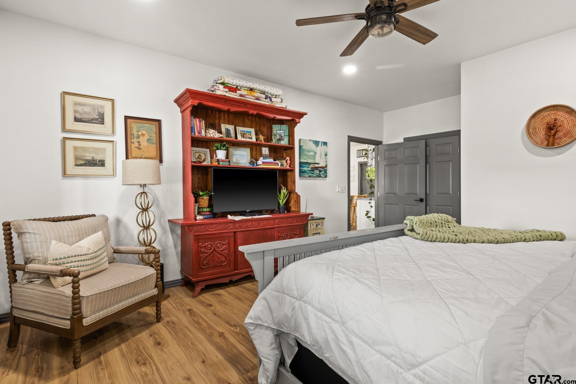 1284 Lake Franklin Dr