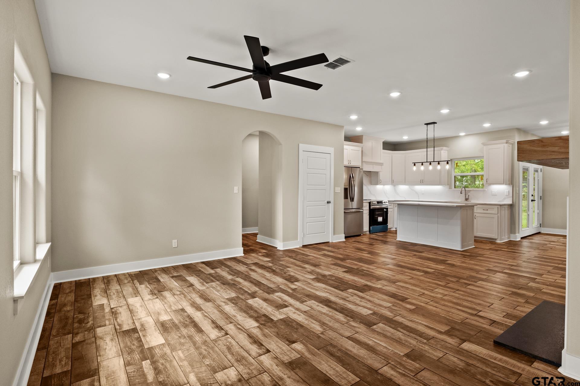 226 Moreland
