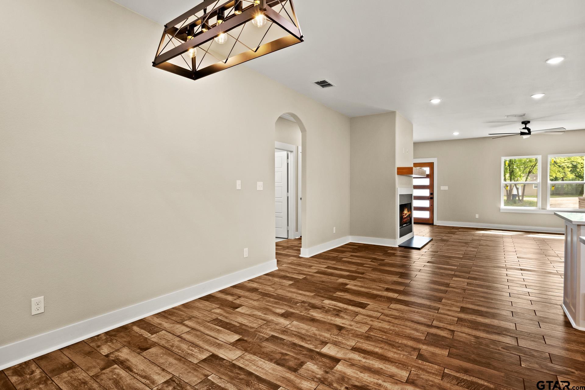 226 Moreland
