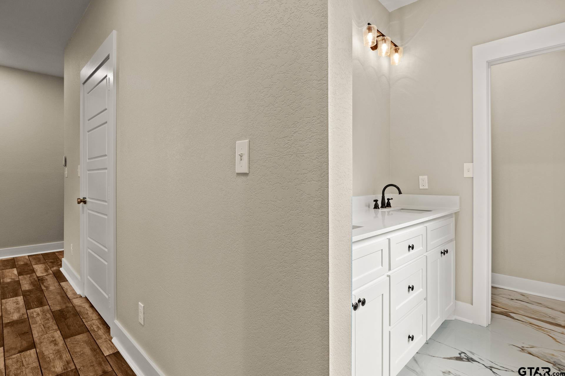 226 Moreland