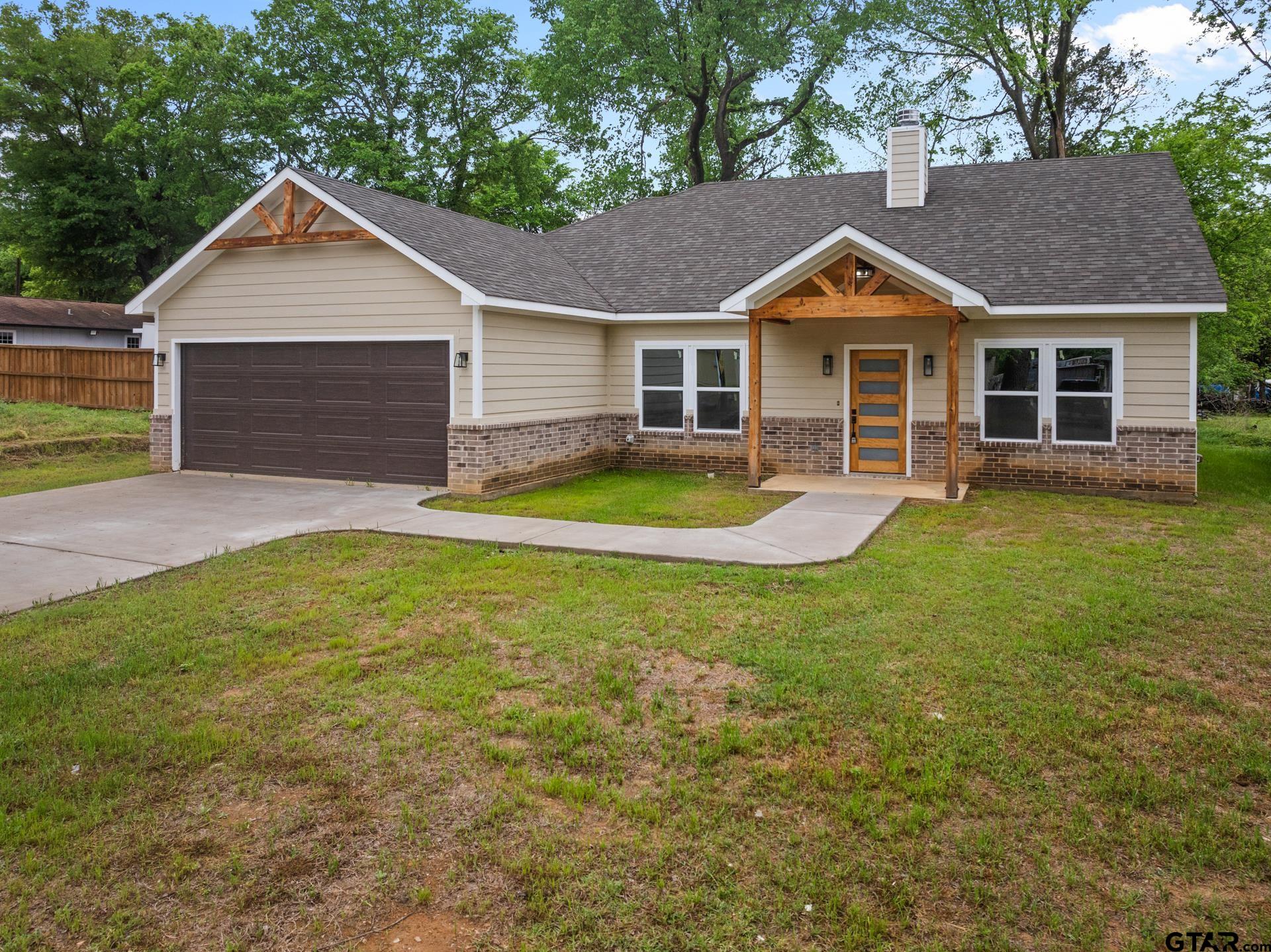 226 Moreland