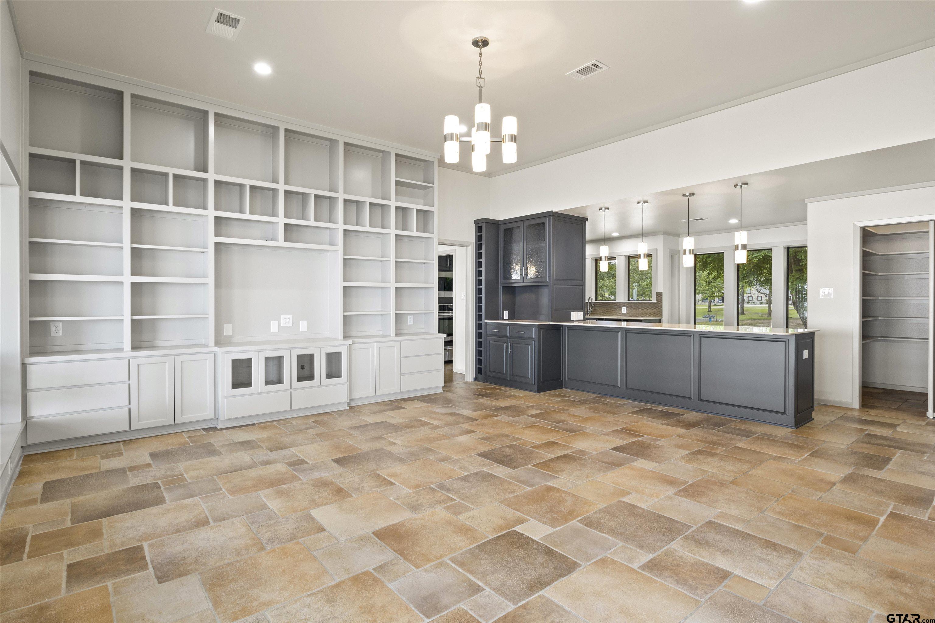 360 County Road 2136