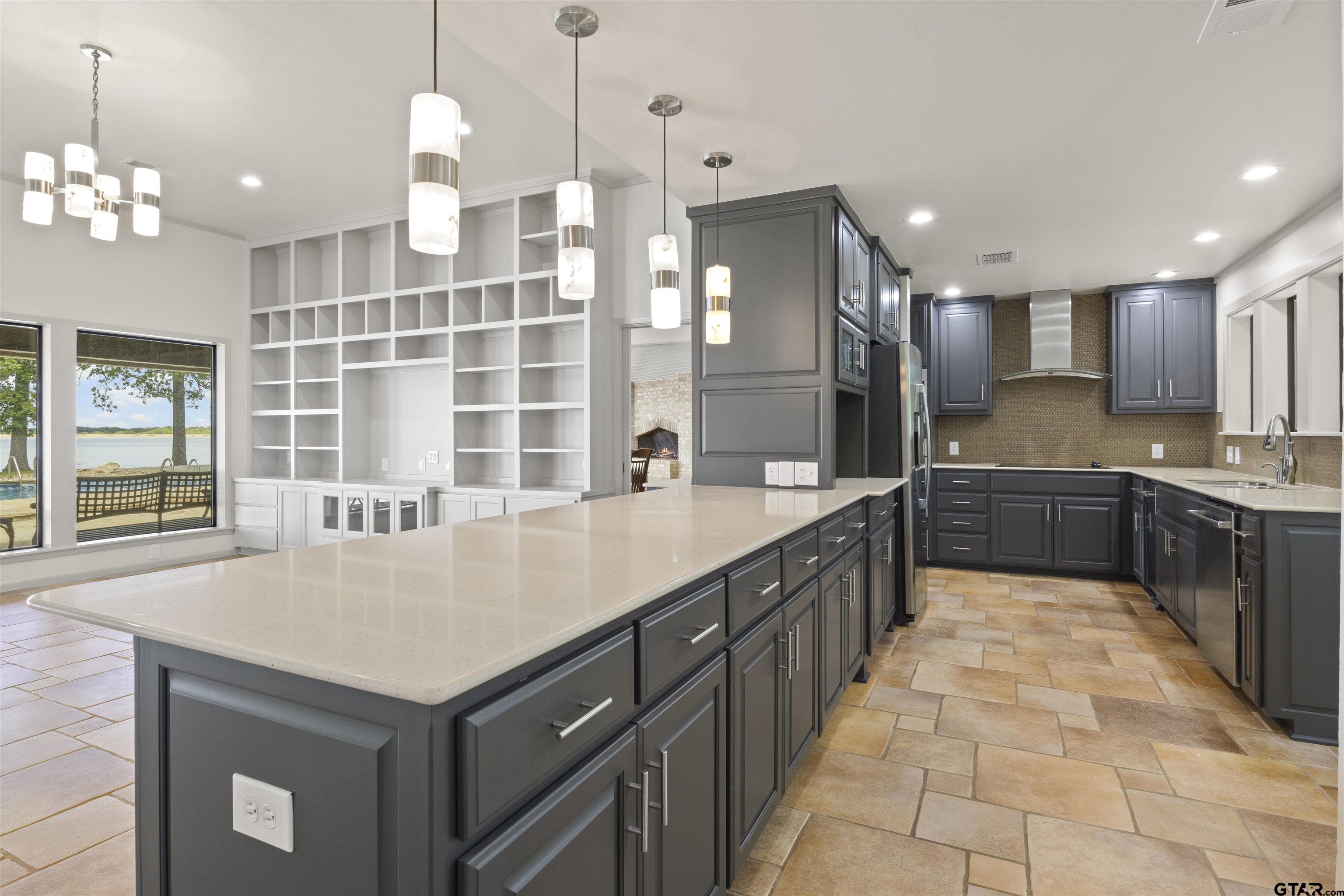 360 County Road 2136