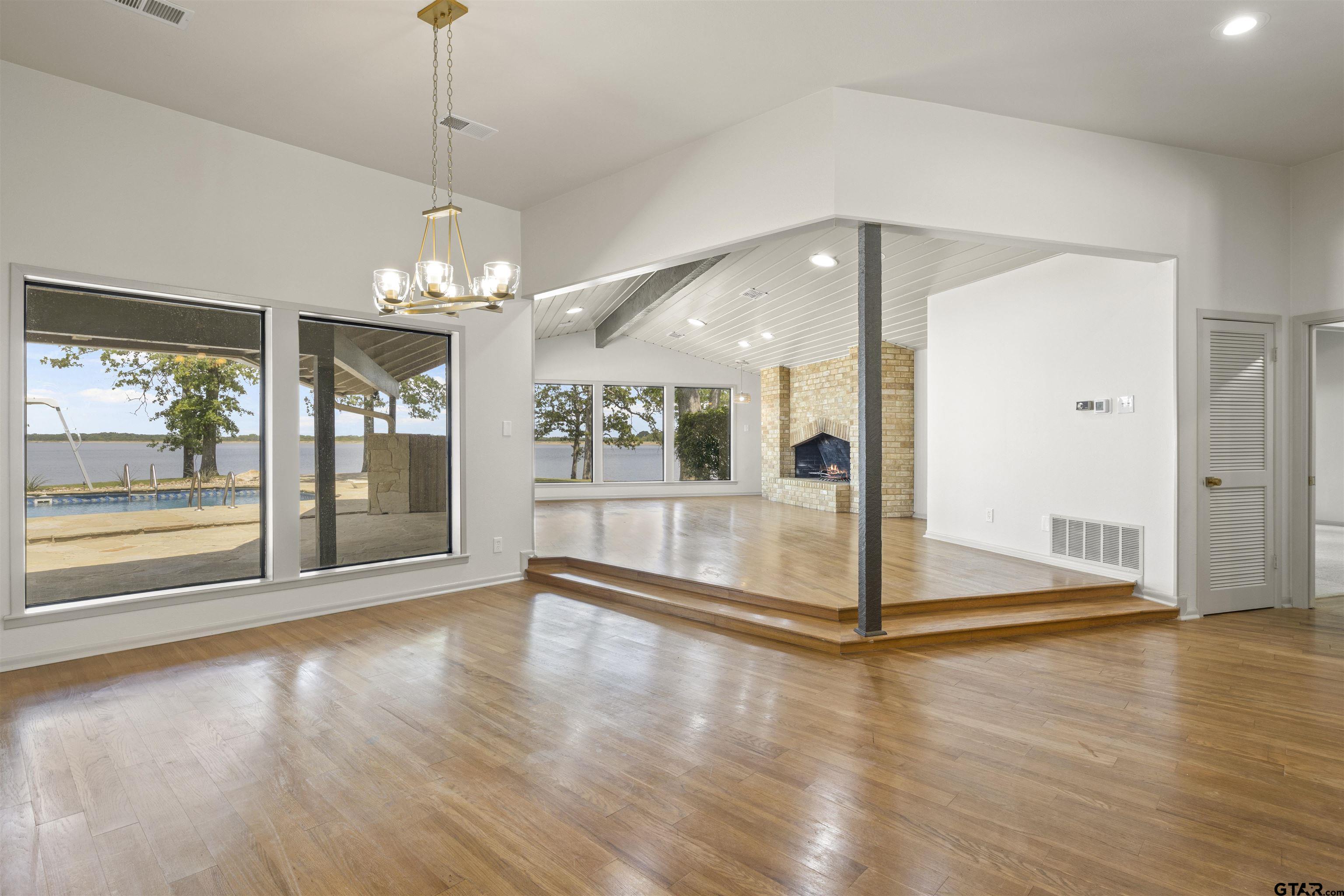 360 County Road 2136