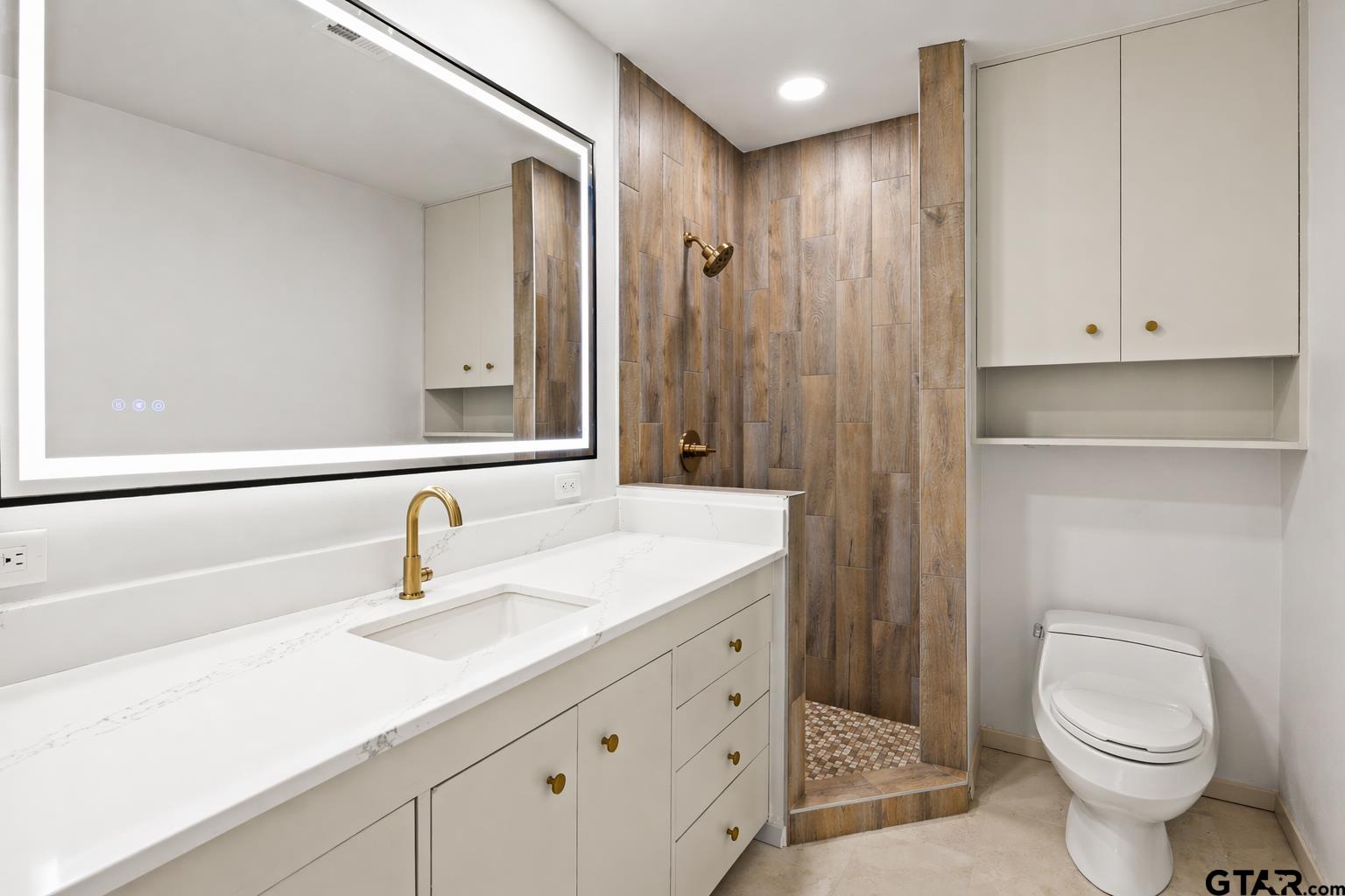 360 County Road 2136