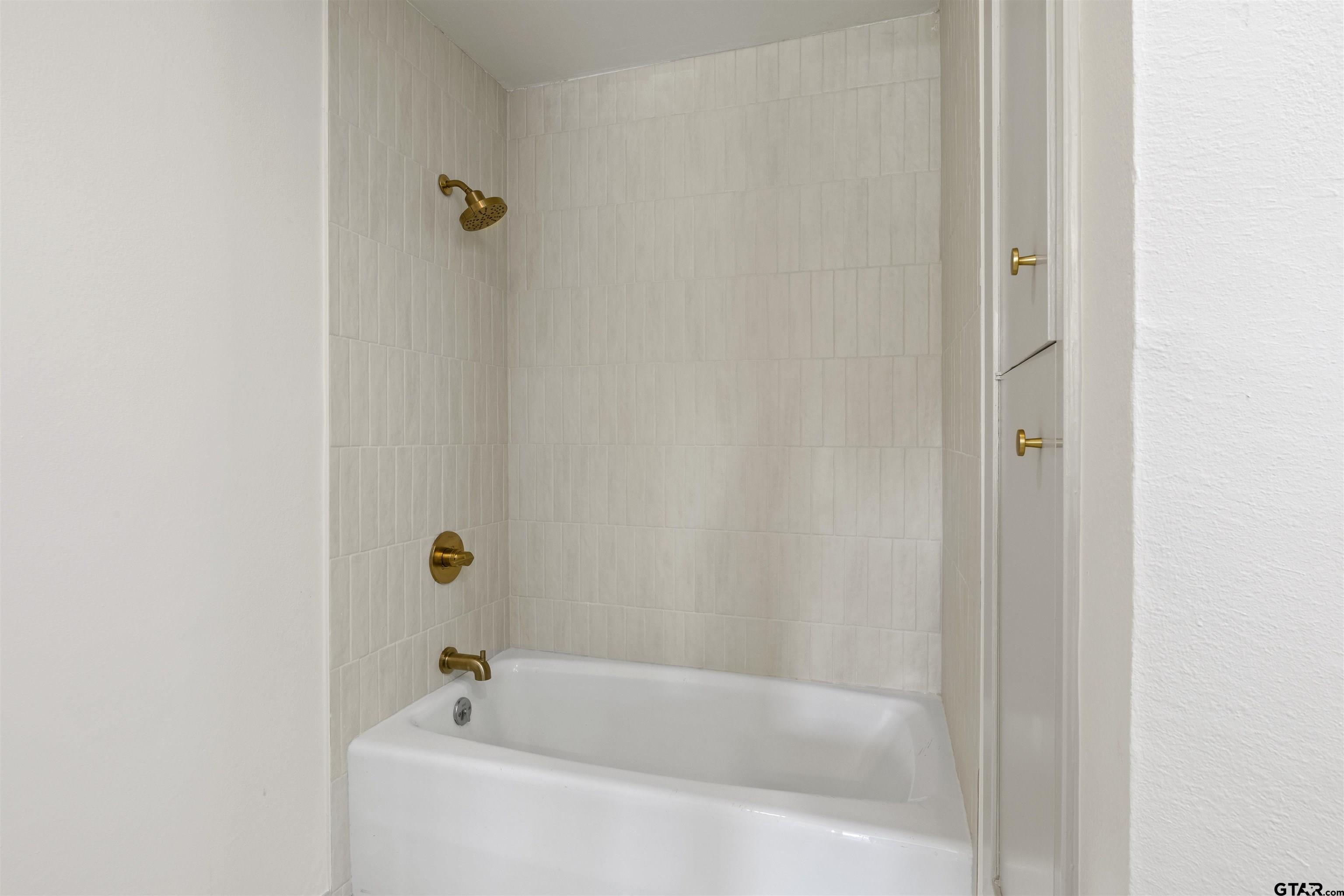 360 County Road 2136