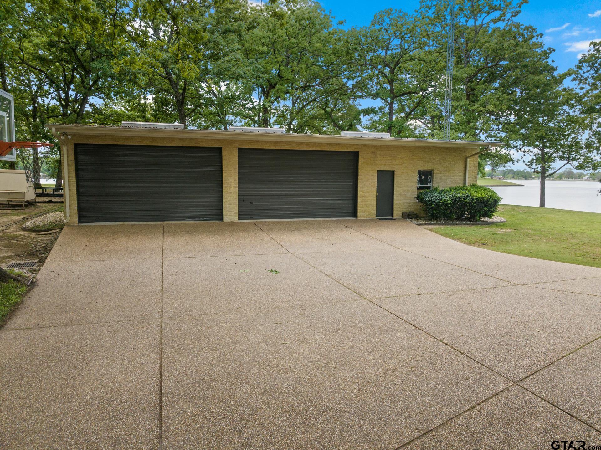 360 County Road 2136