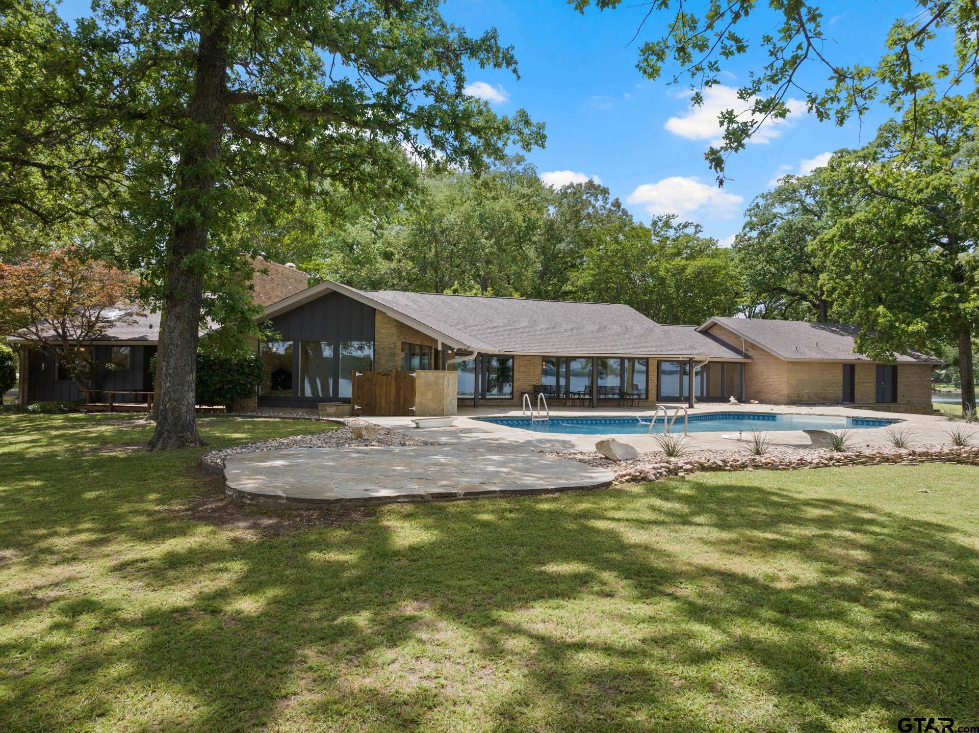 360 County Road 2136