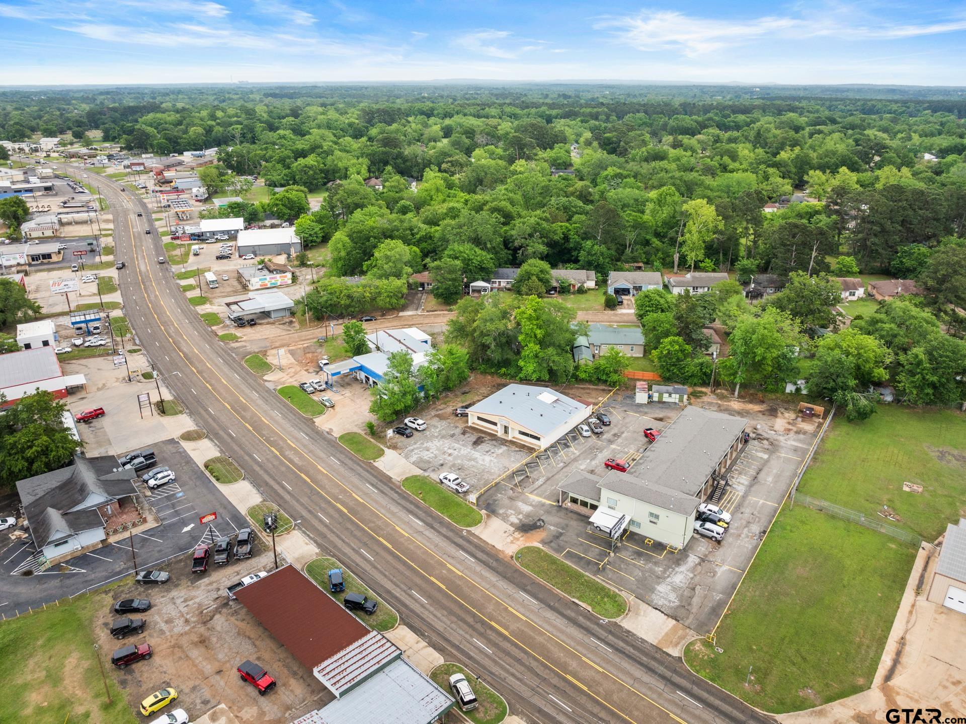 506 S Greer