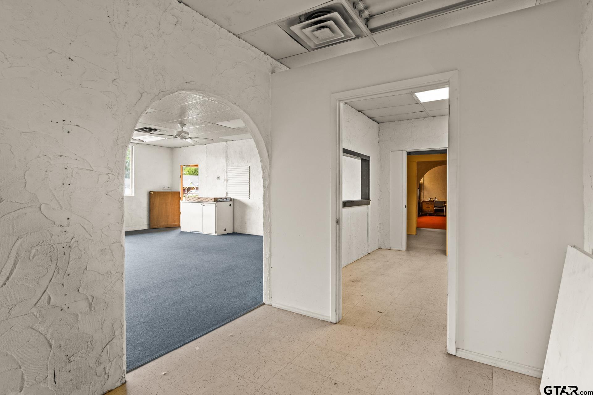 506 S Greer