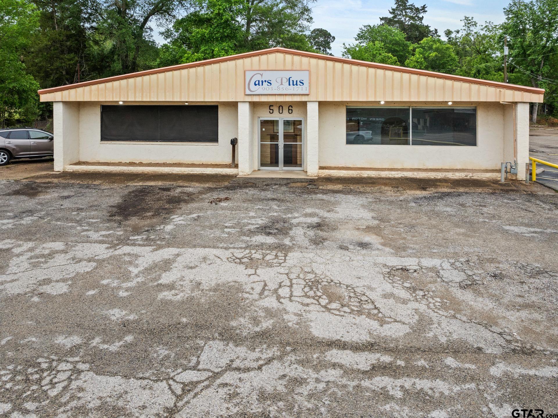 506 S Greer