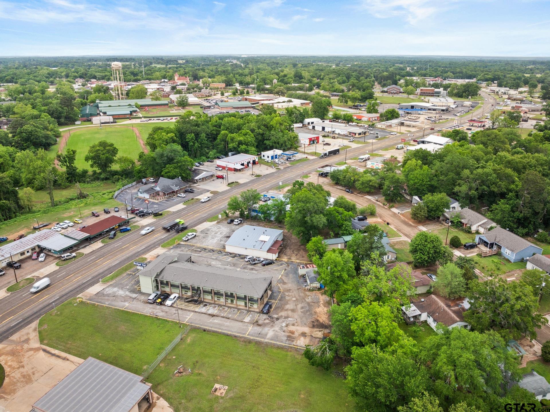 506 S Greer