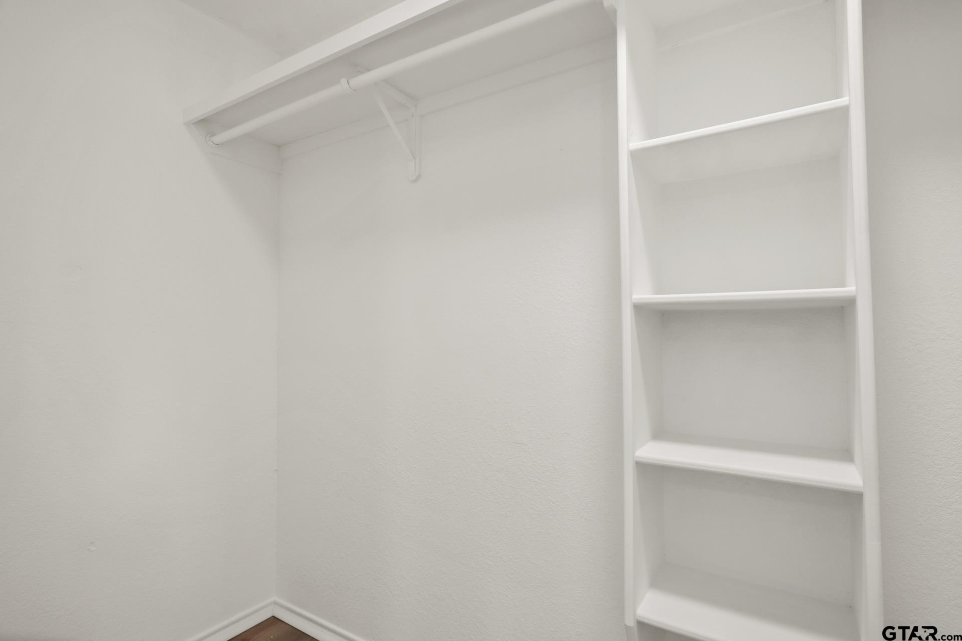 194 County Road 1720