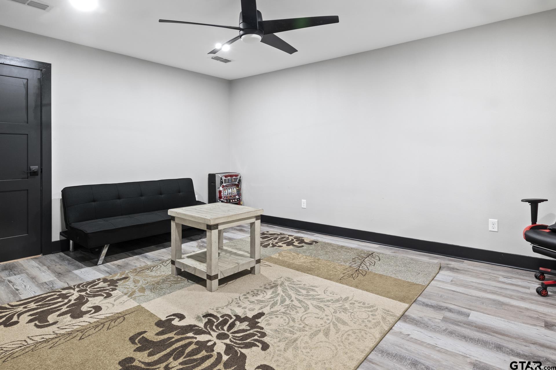 1010 County Road 2320