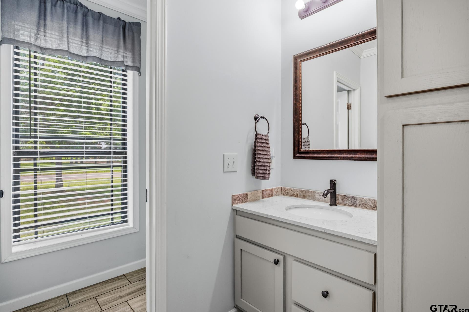17 County Road 2611