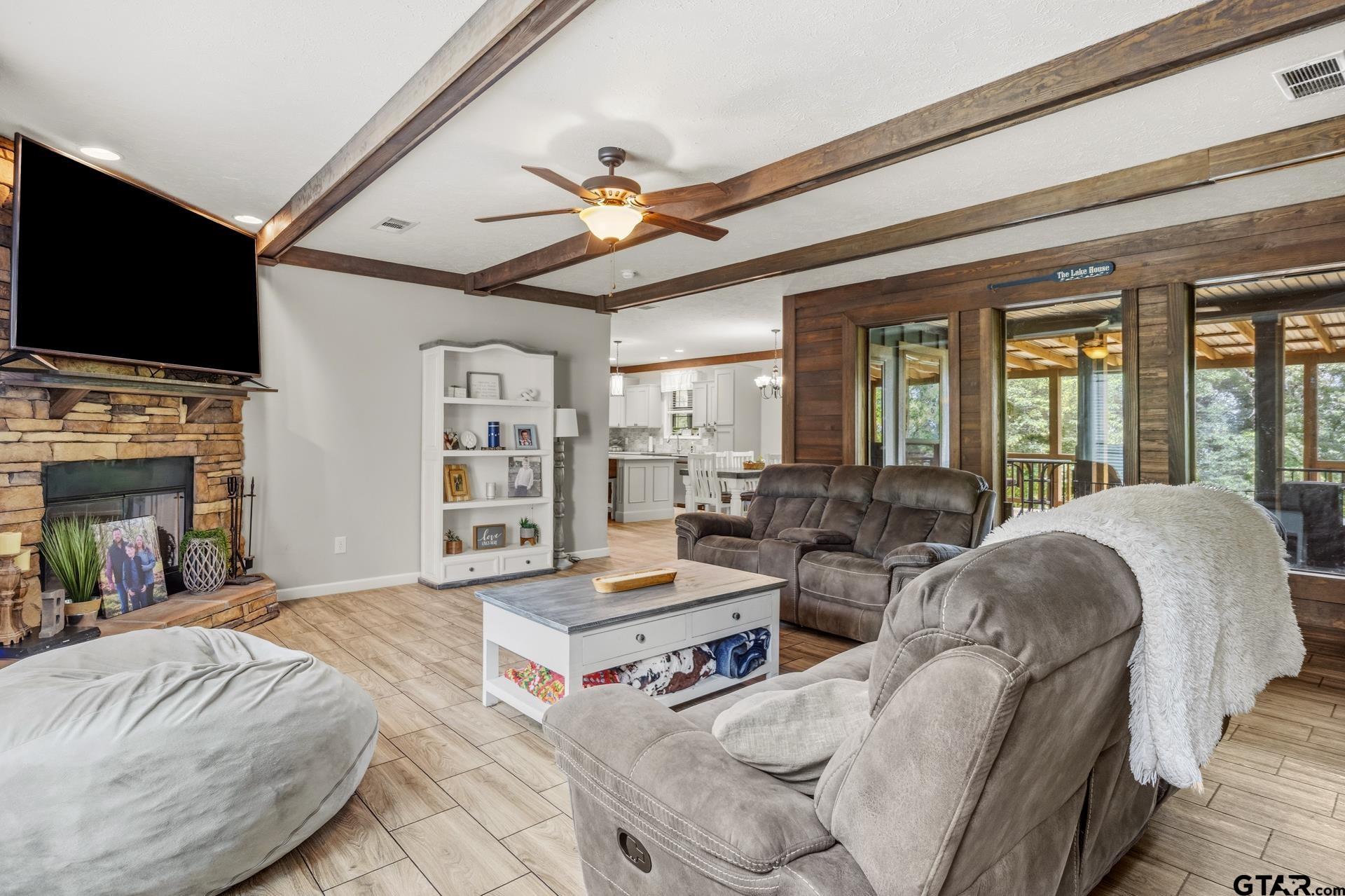 17 County Road 2611