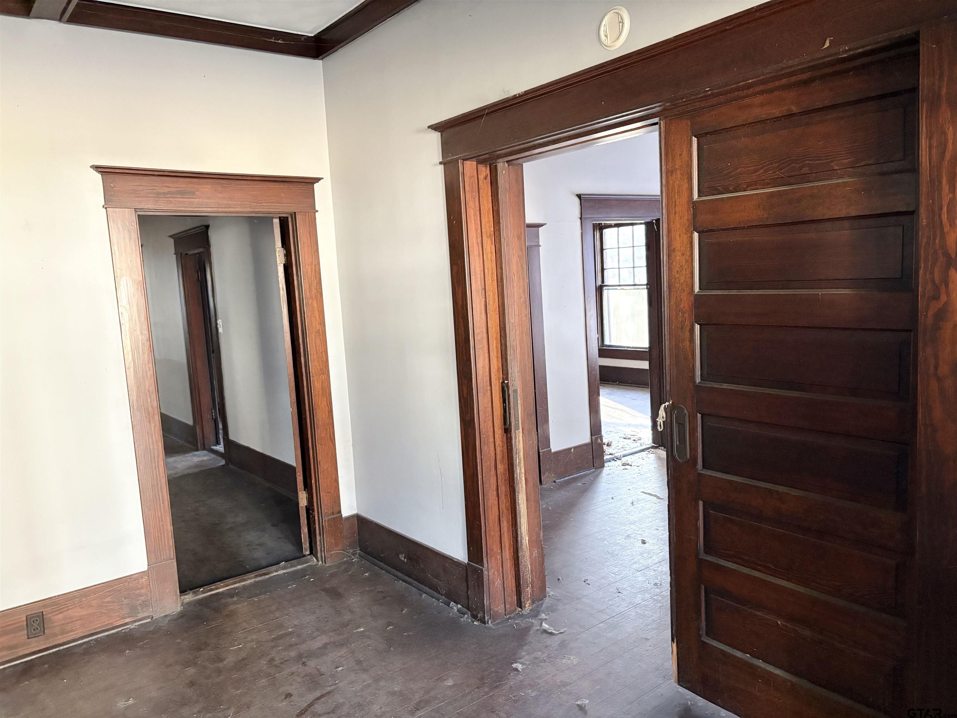 217 N Texas