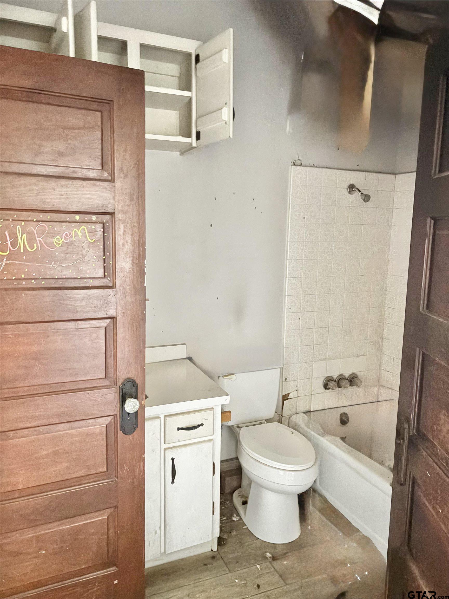217 N Texas
