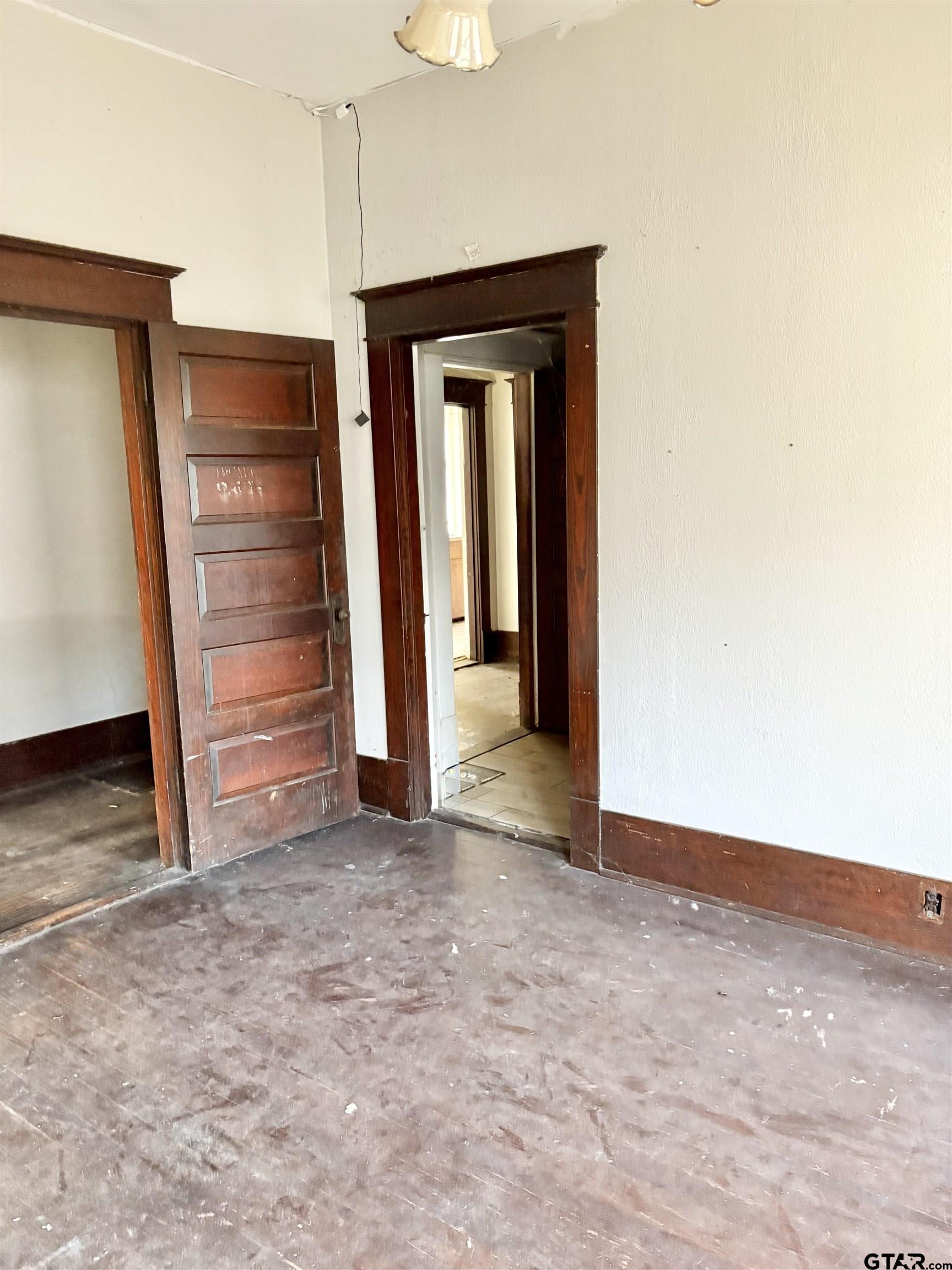217 N Texas