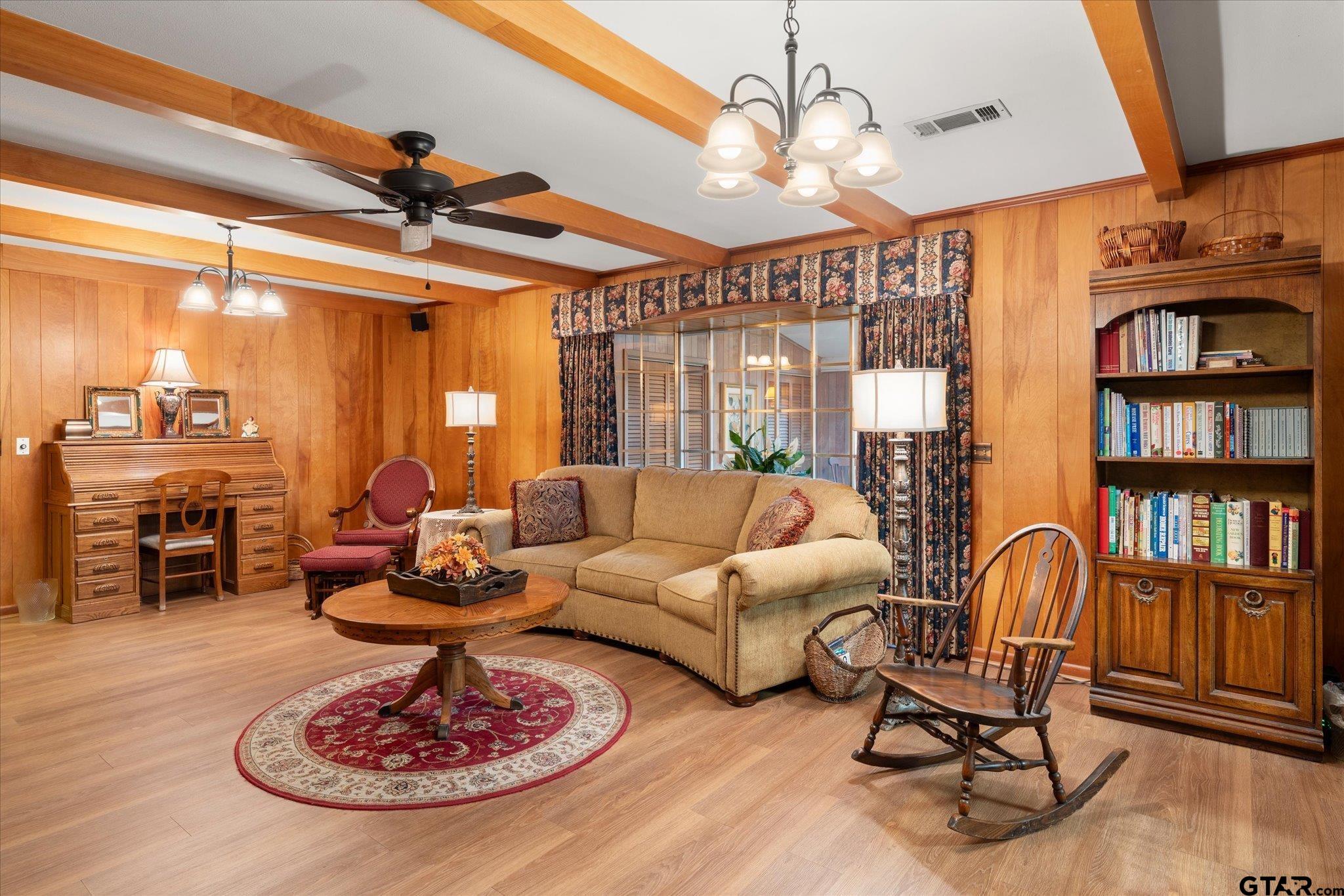 113 Mockingbird Street