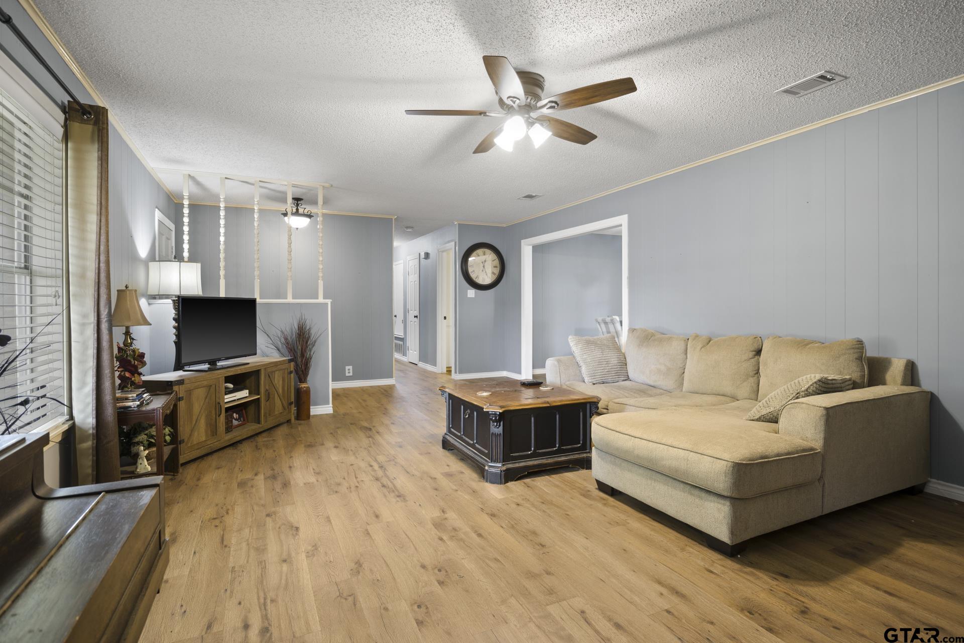 408 Rosewood