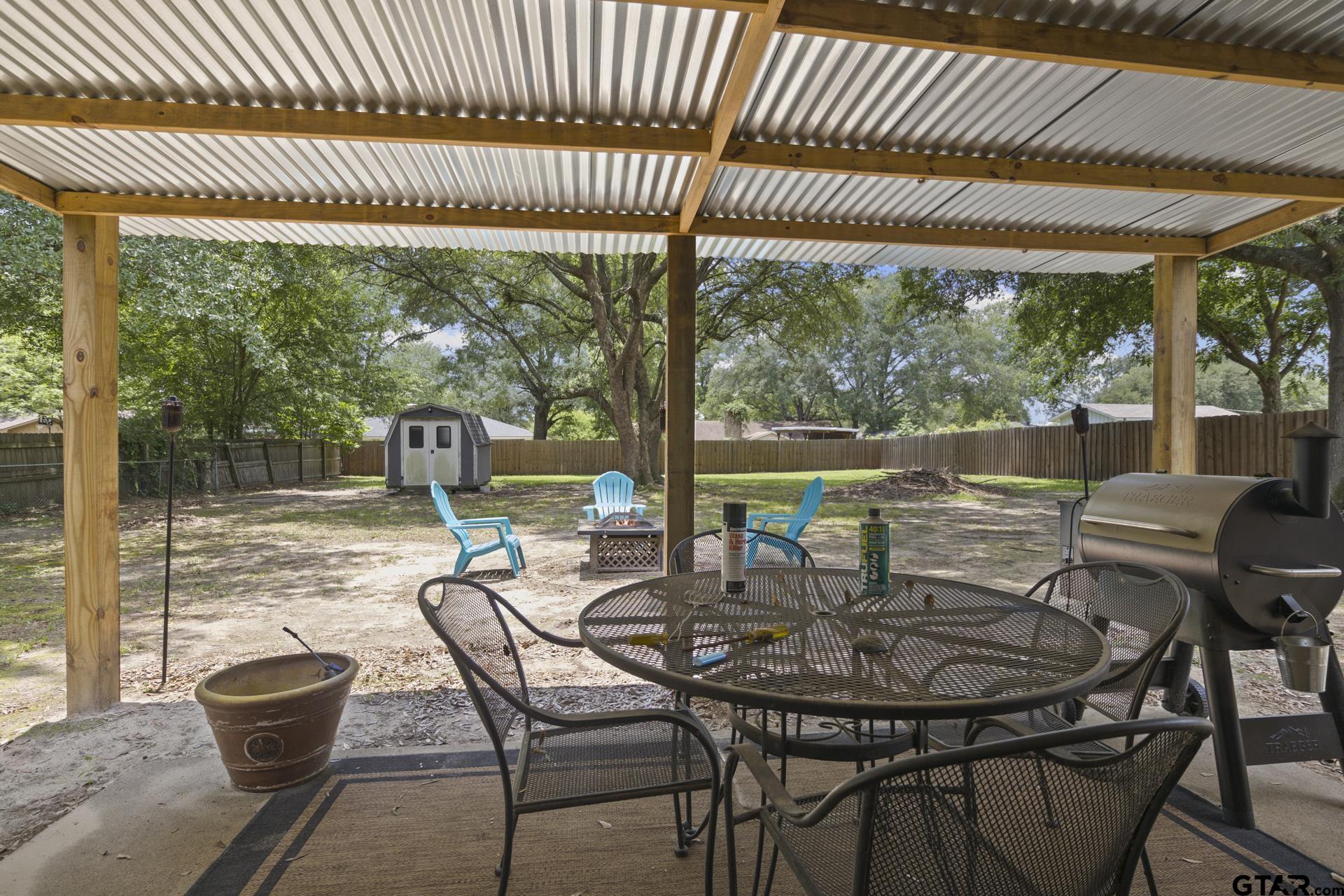 408 Rosewood