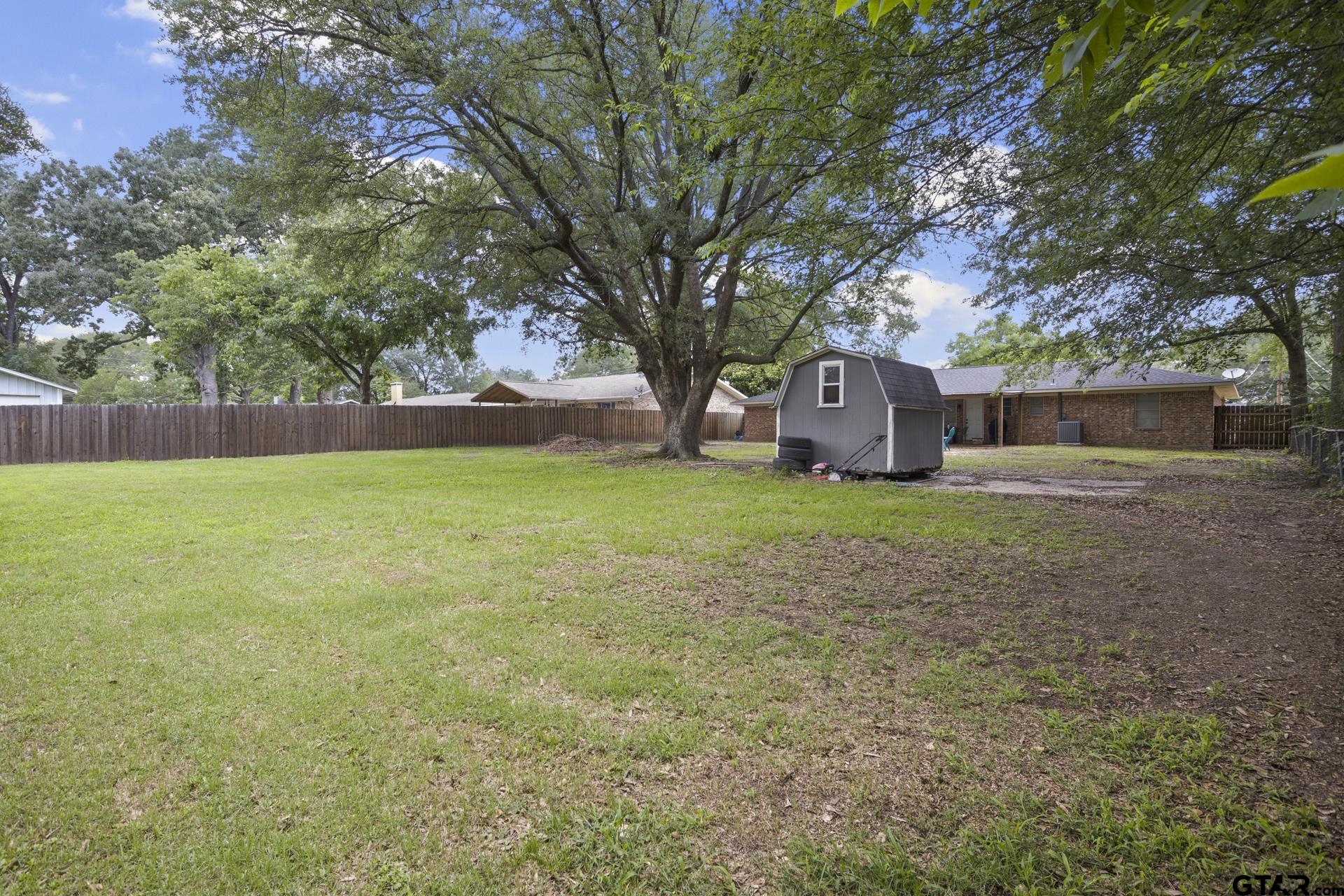 408 Rosewood