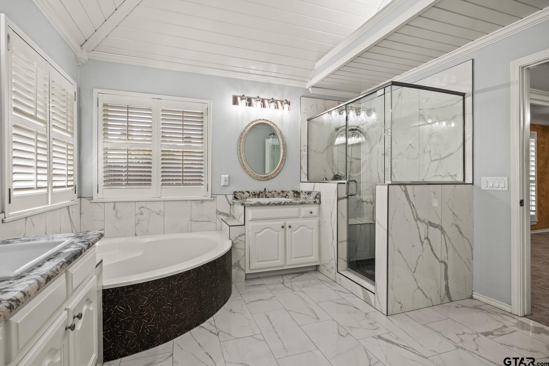 212 Turnberry Cir