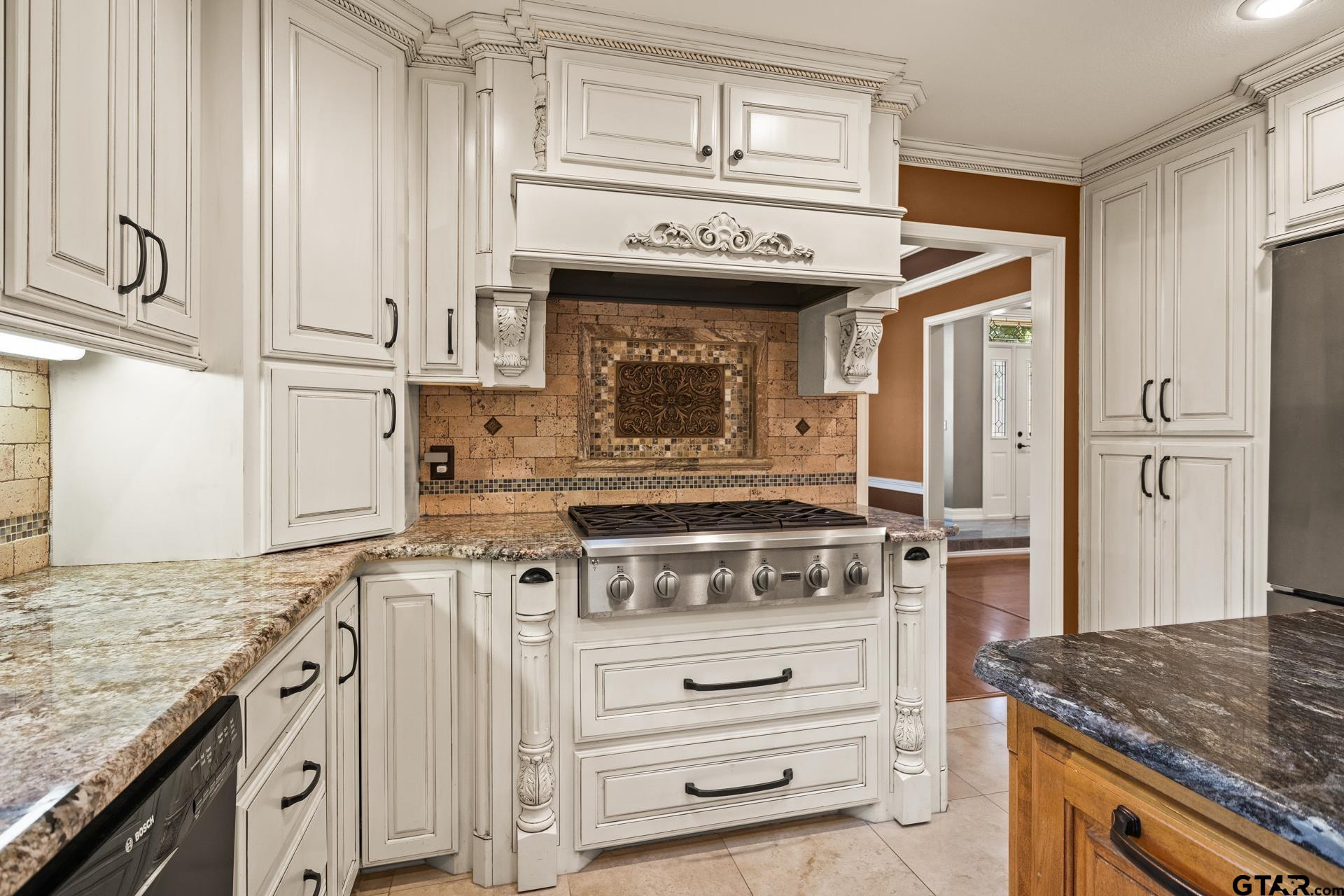 212 Turnberry Cir