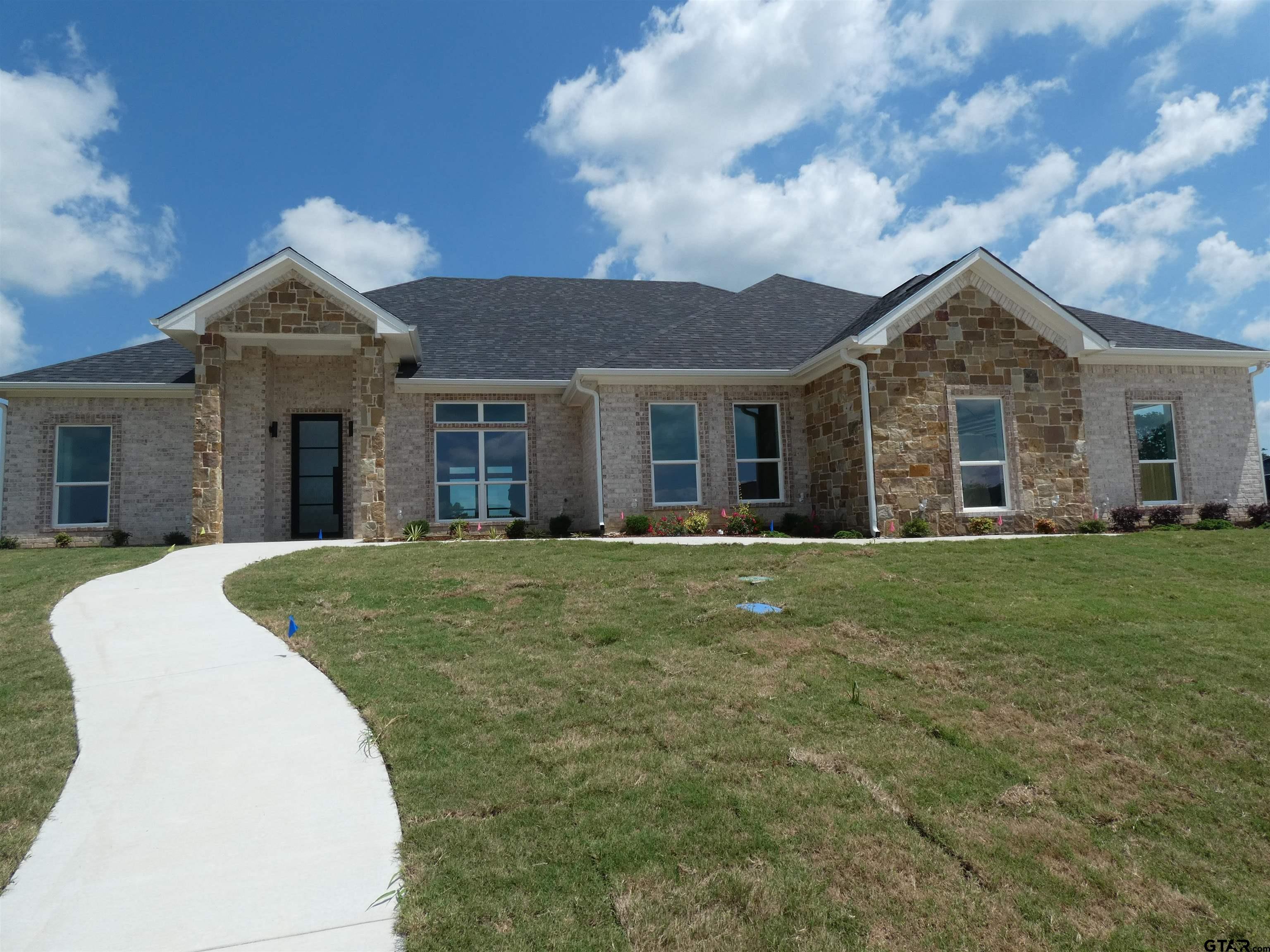 1005 Stone Haven