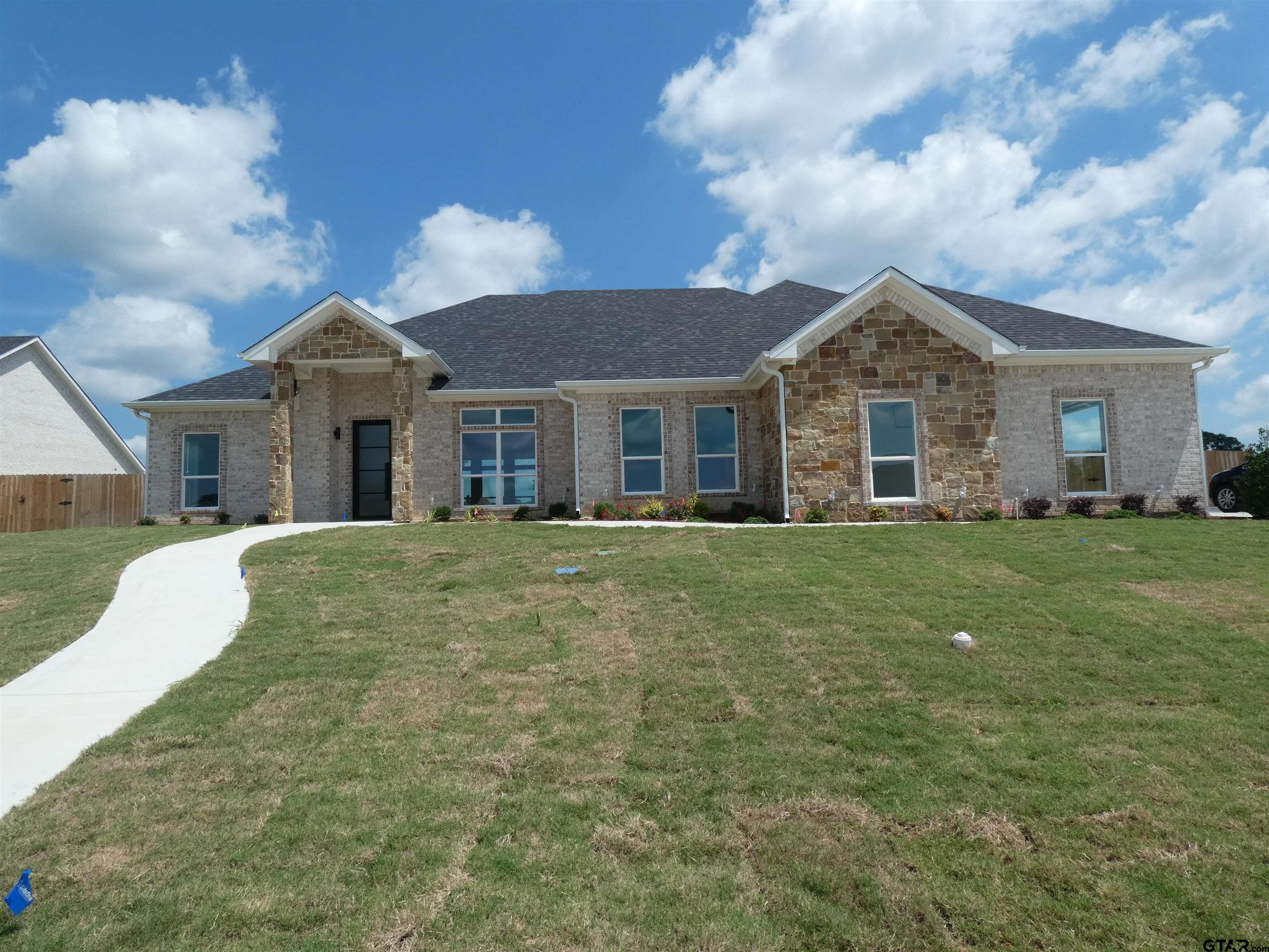 1005 Stone Haven