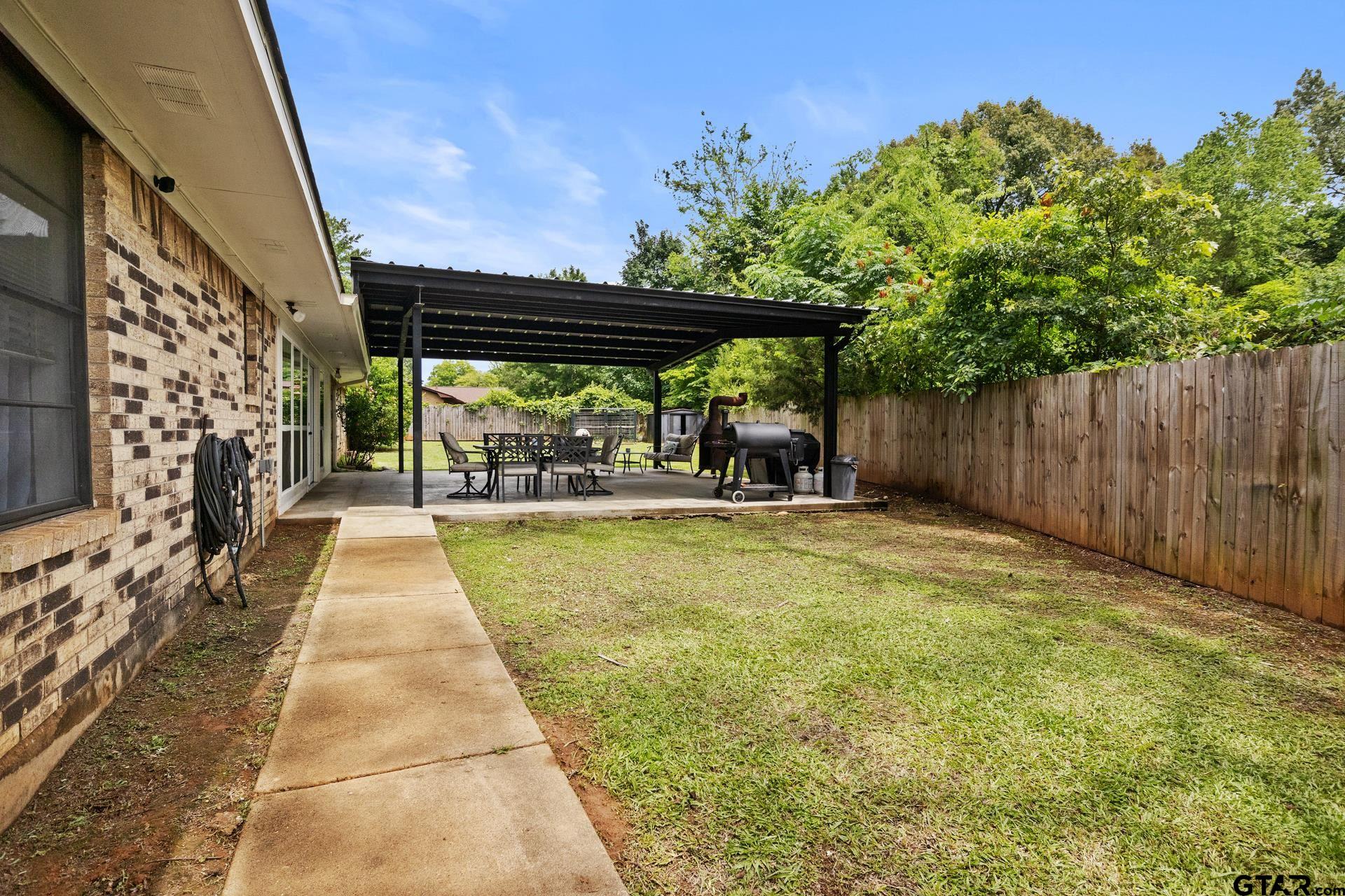 1413 Irvin Parkway