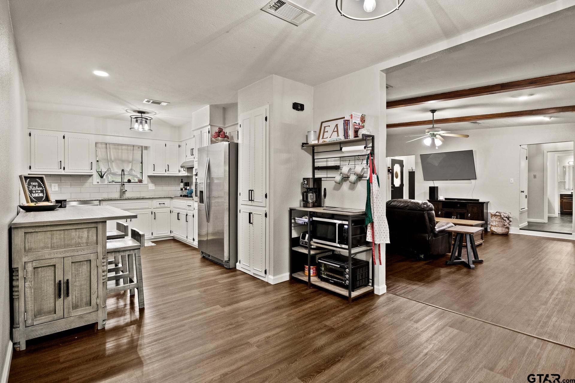 1413 Irvin Parkway