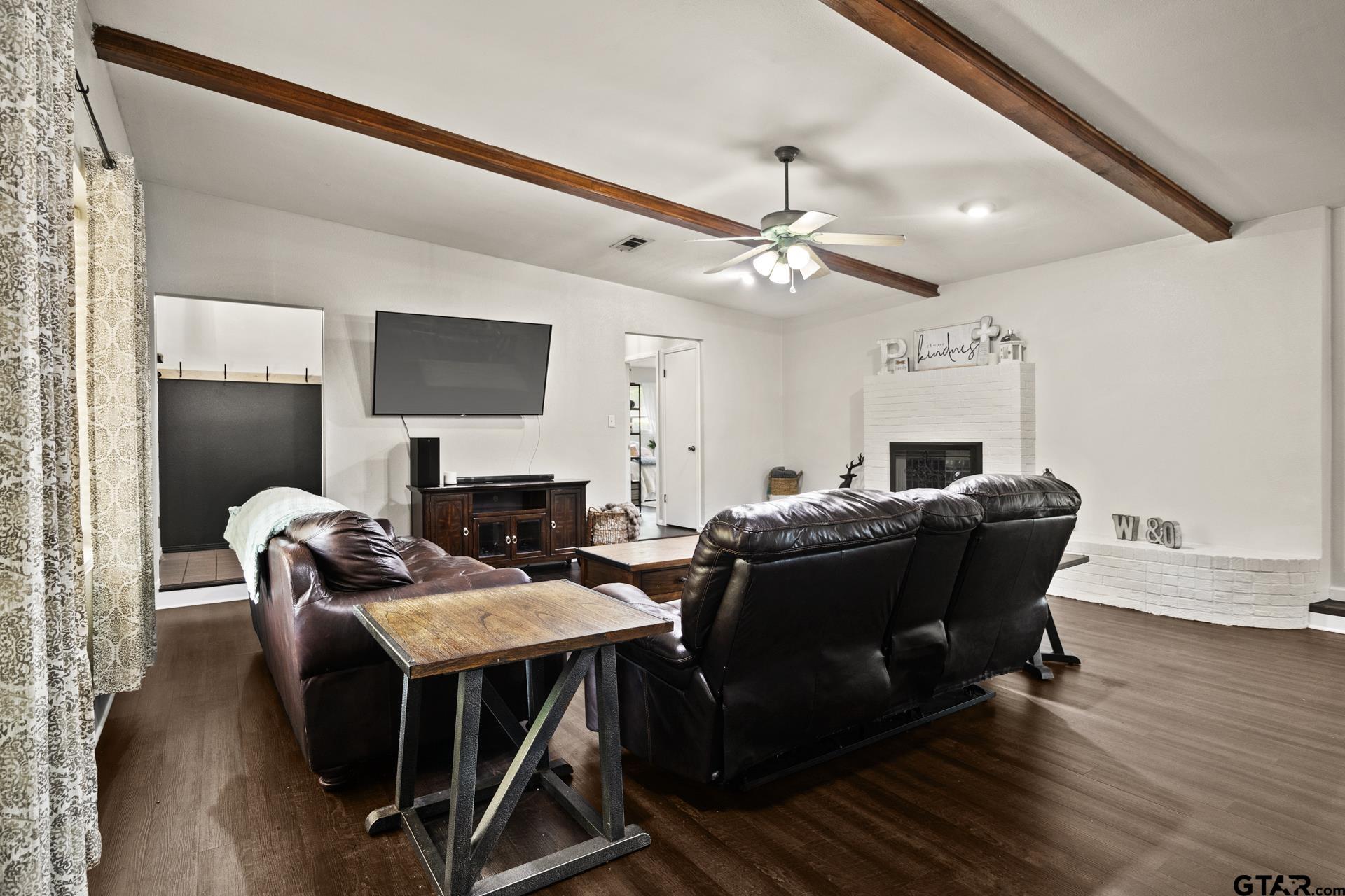 1413 Irvin Parkway