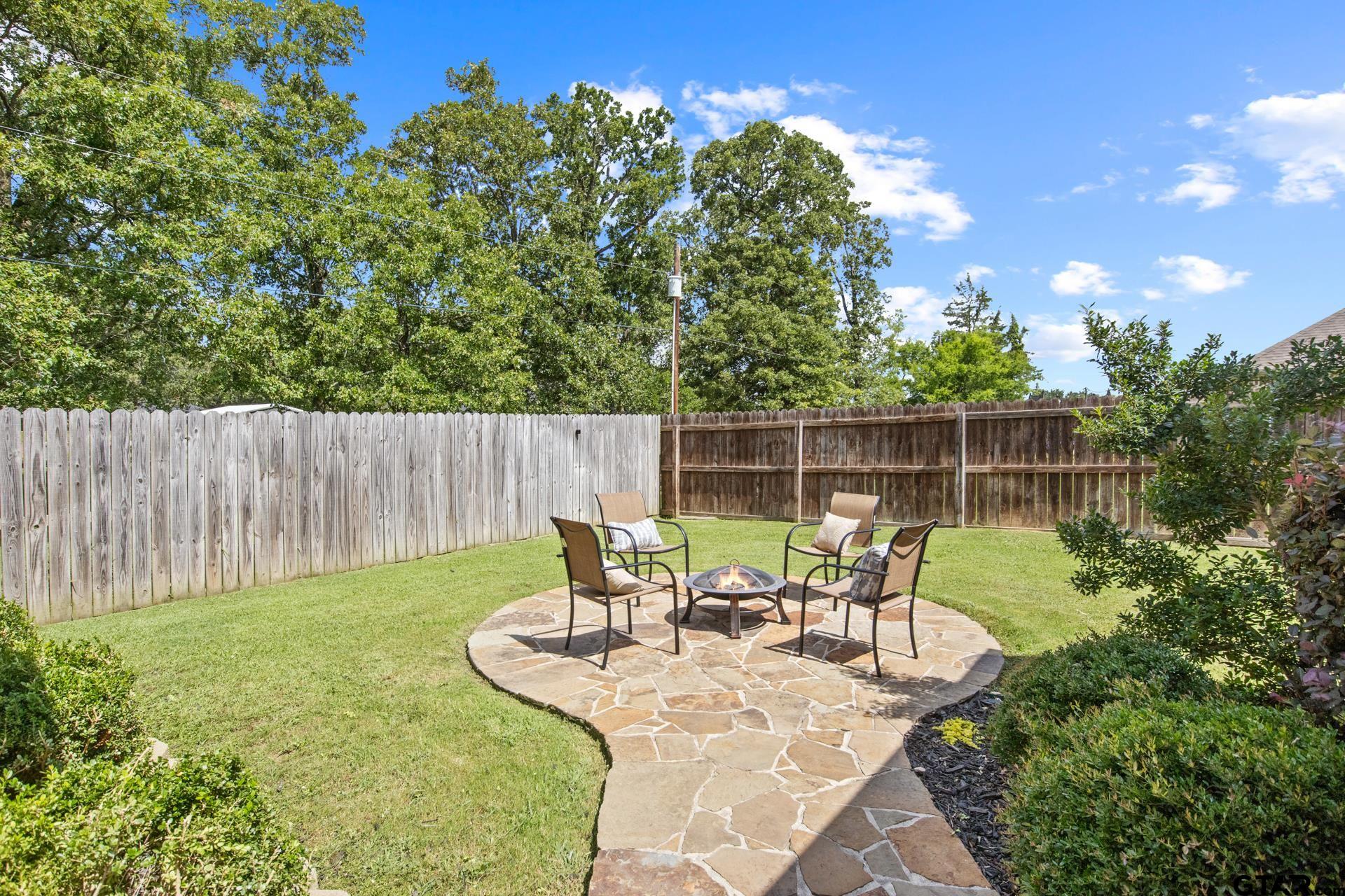 2729 Stone Briar