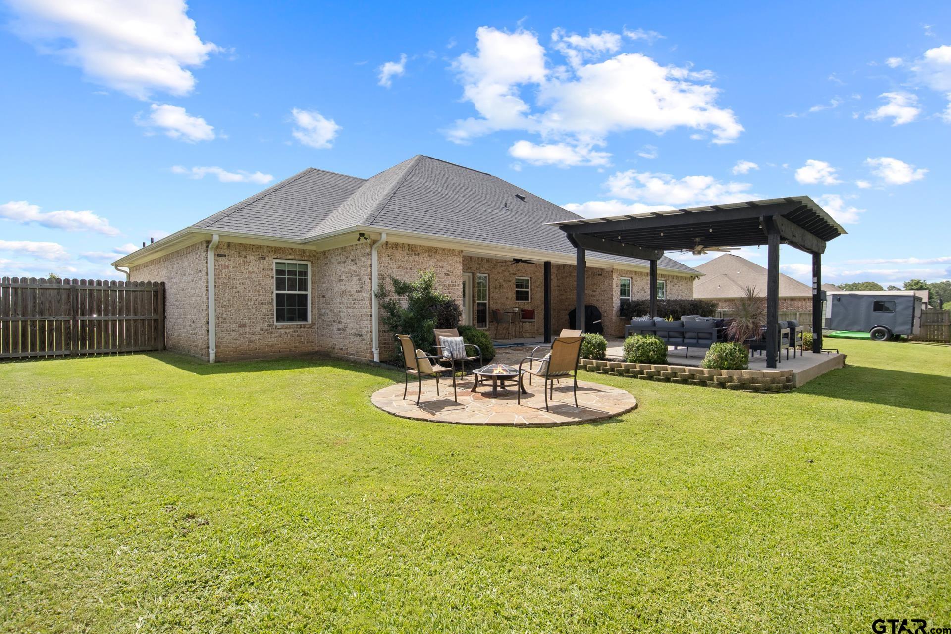 2729 Stone Briar