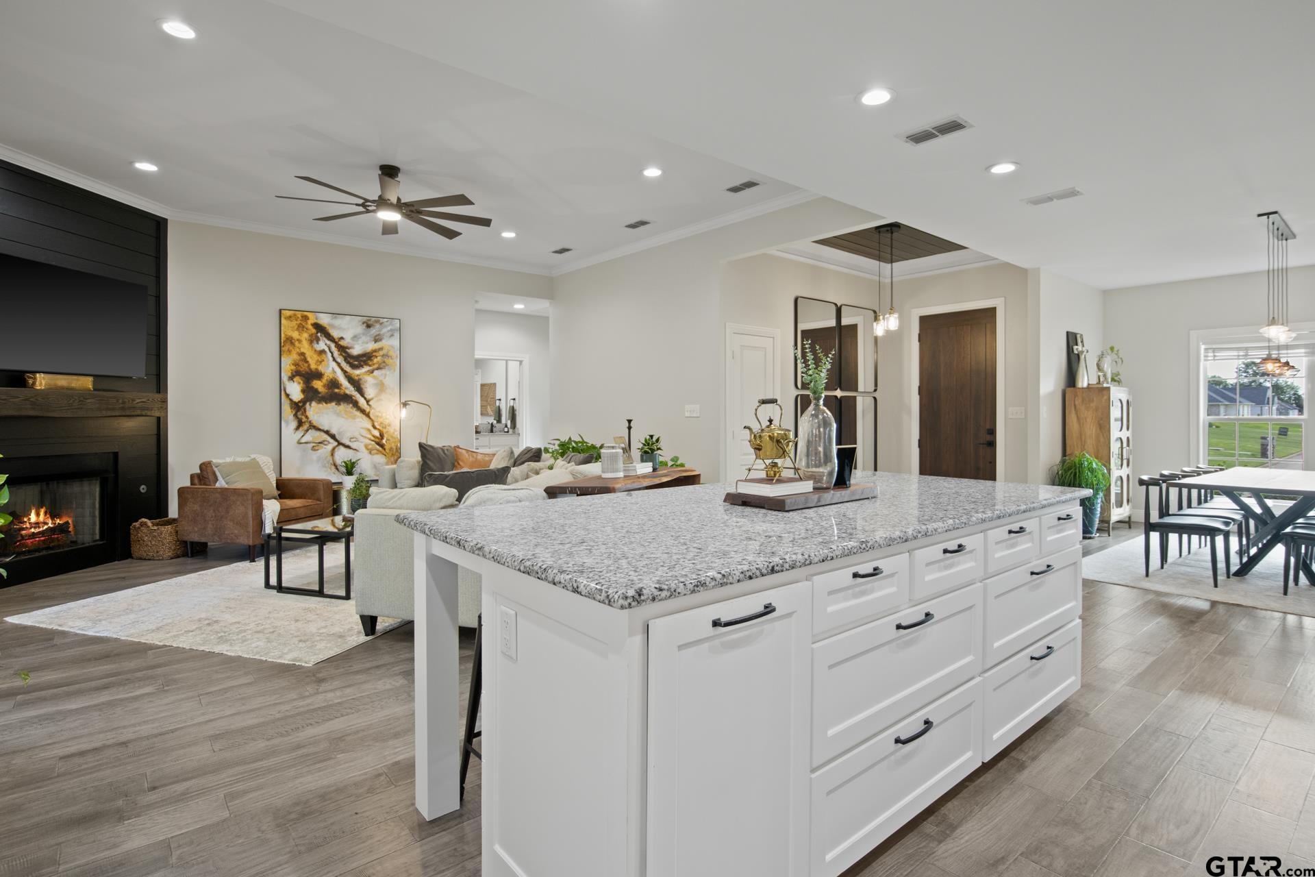 2729 Stone Briar