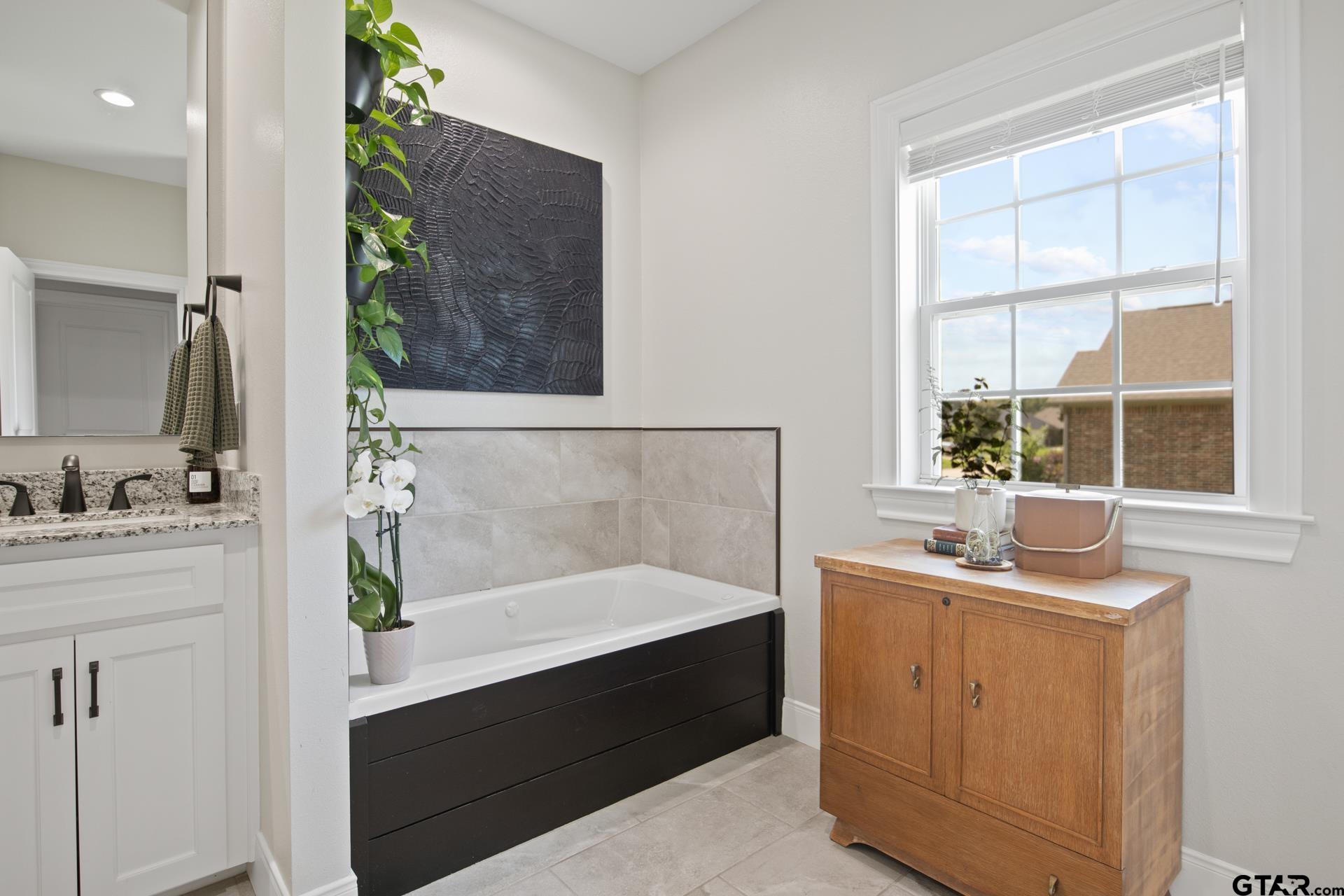 2729 Stone Briar