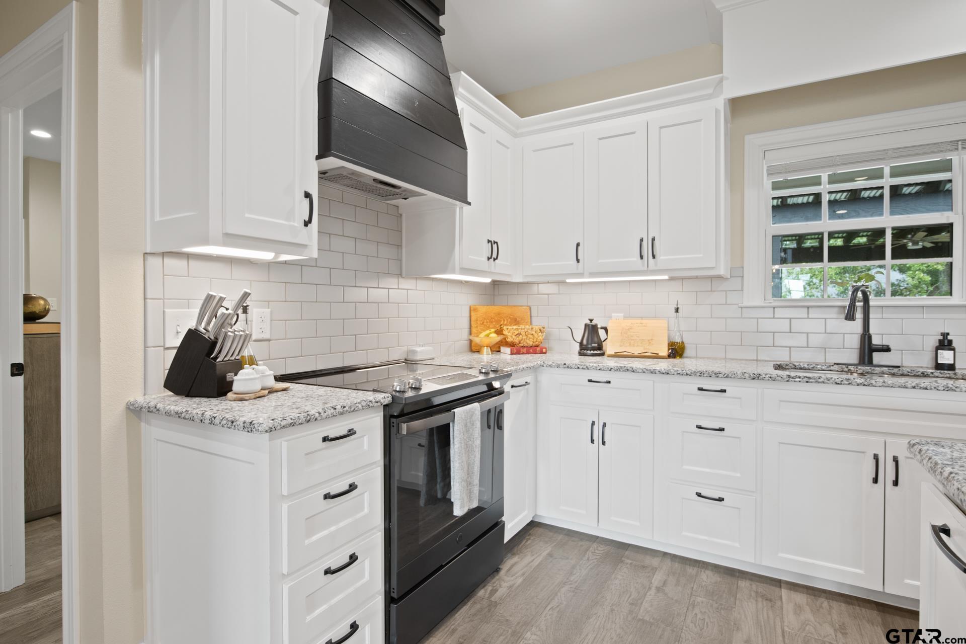 2729 Stone Briar