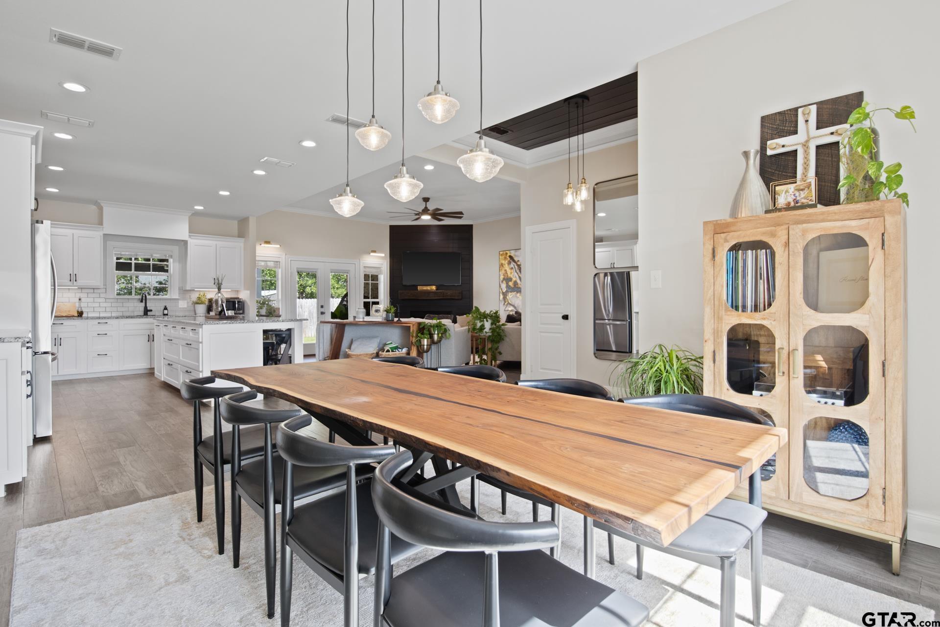 2729 Stone Briar