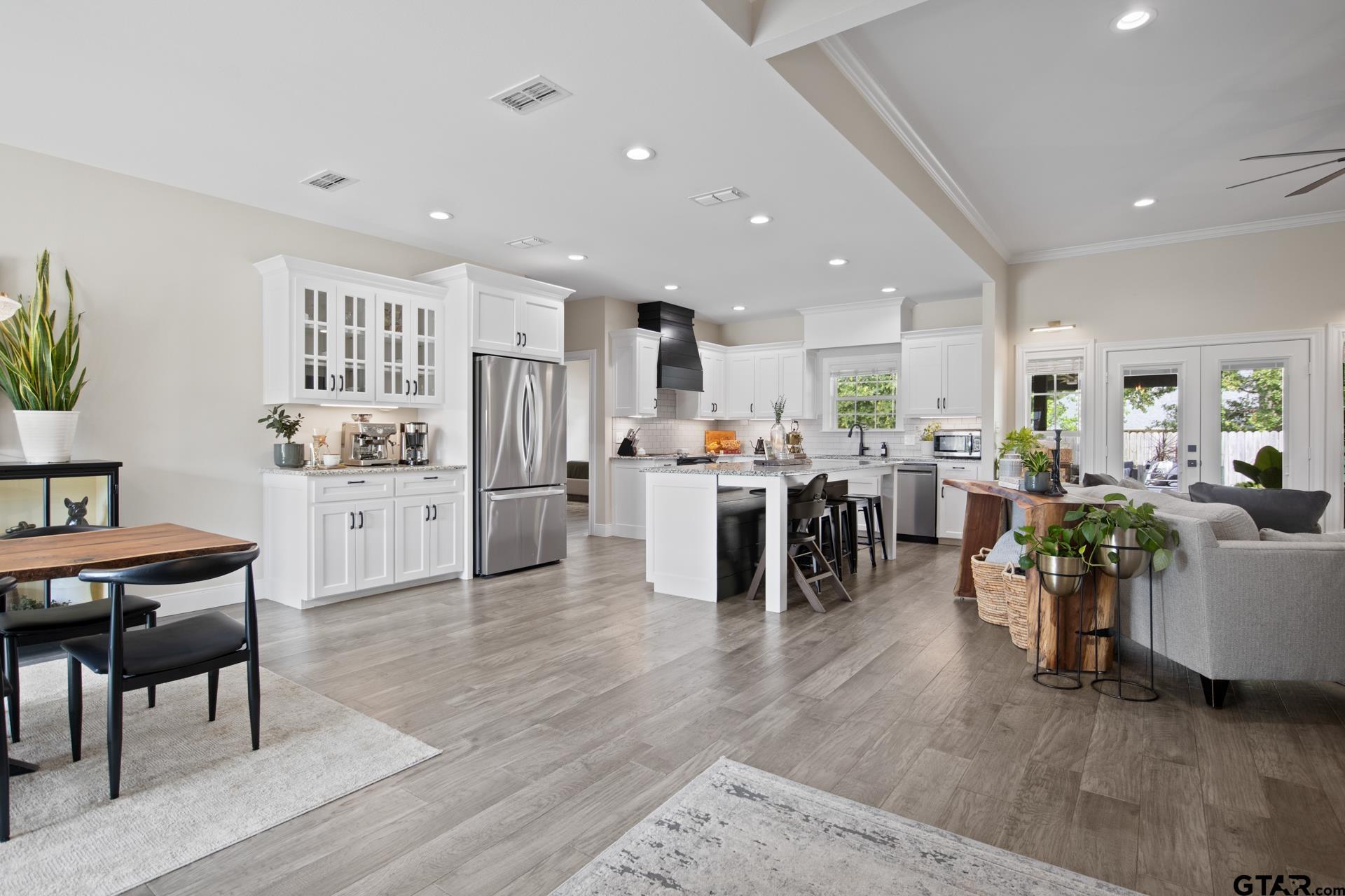 2729 Stone Briar