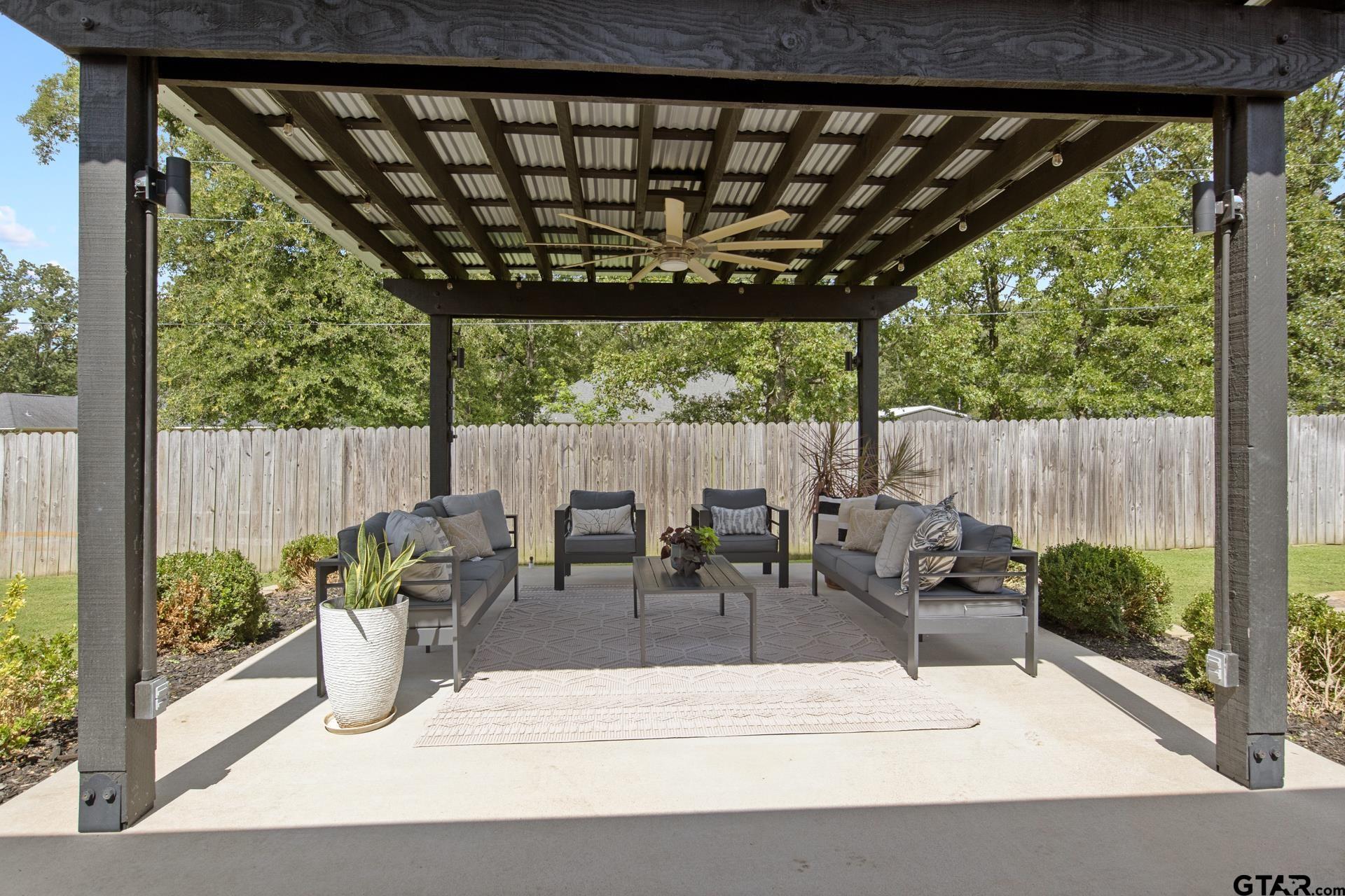 2729 Stone Briar
