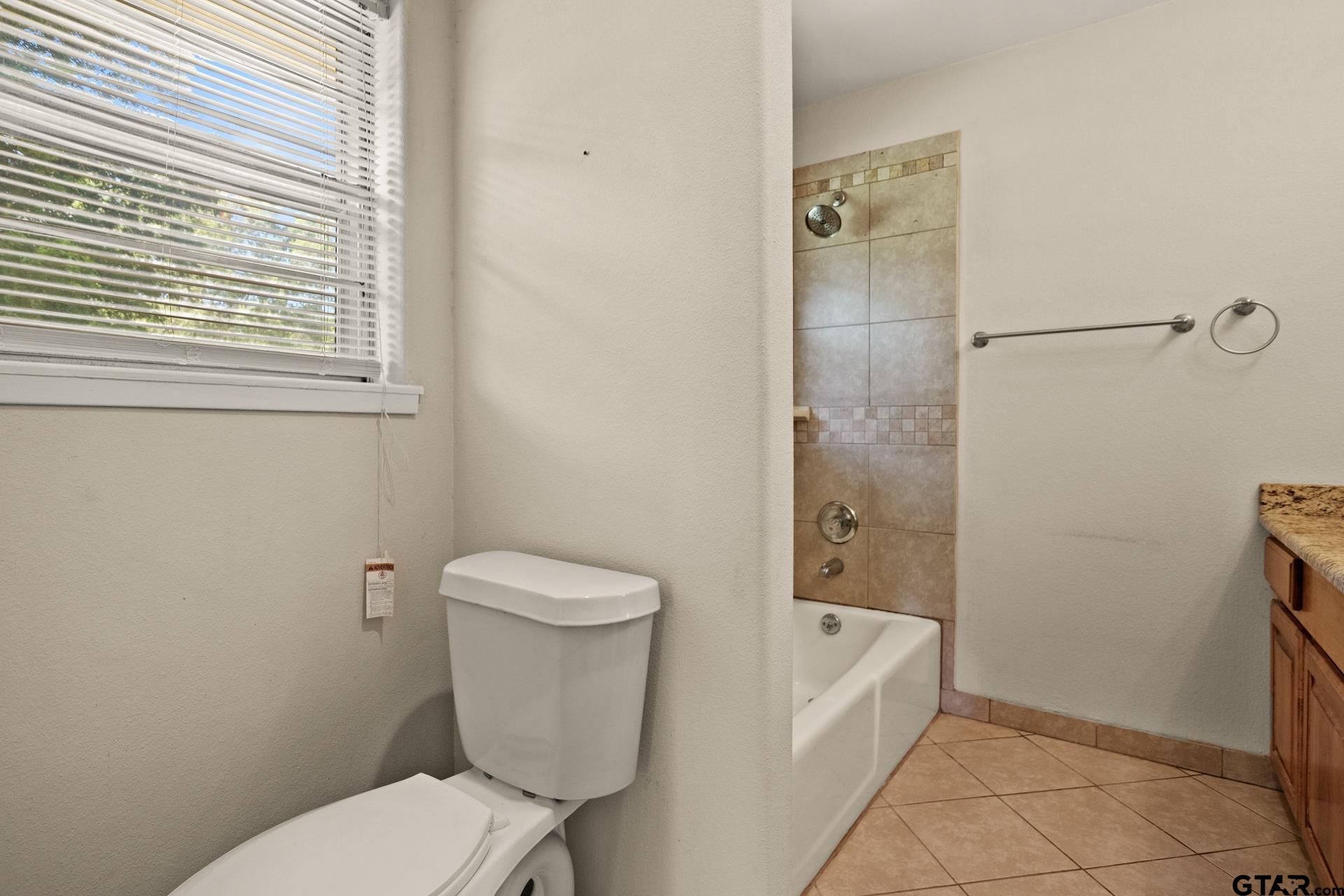 191 W Billy Daniels St