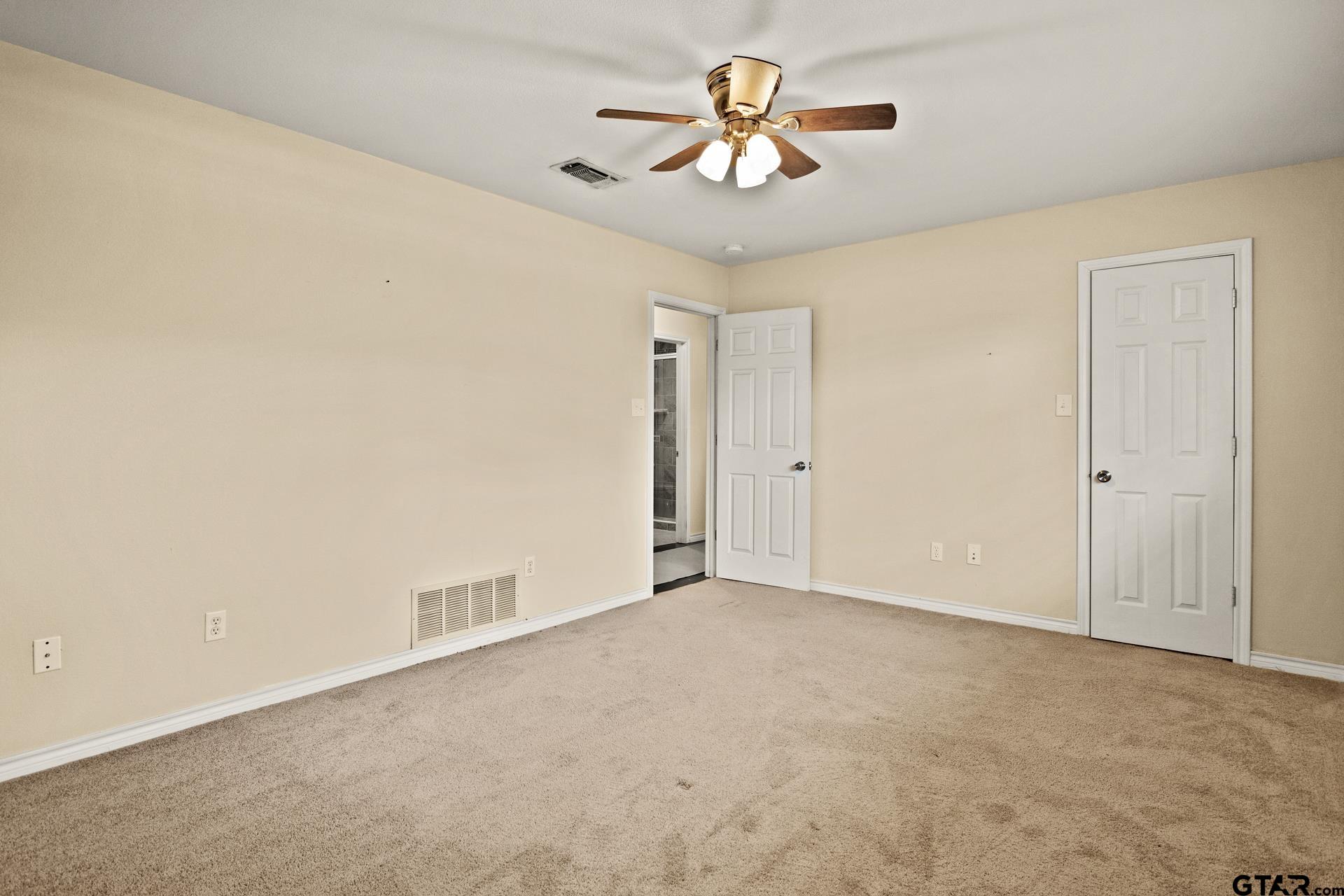 191 W Billy Daniels St