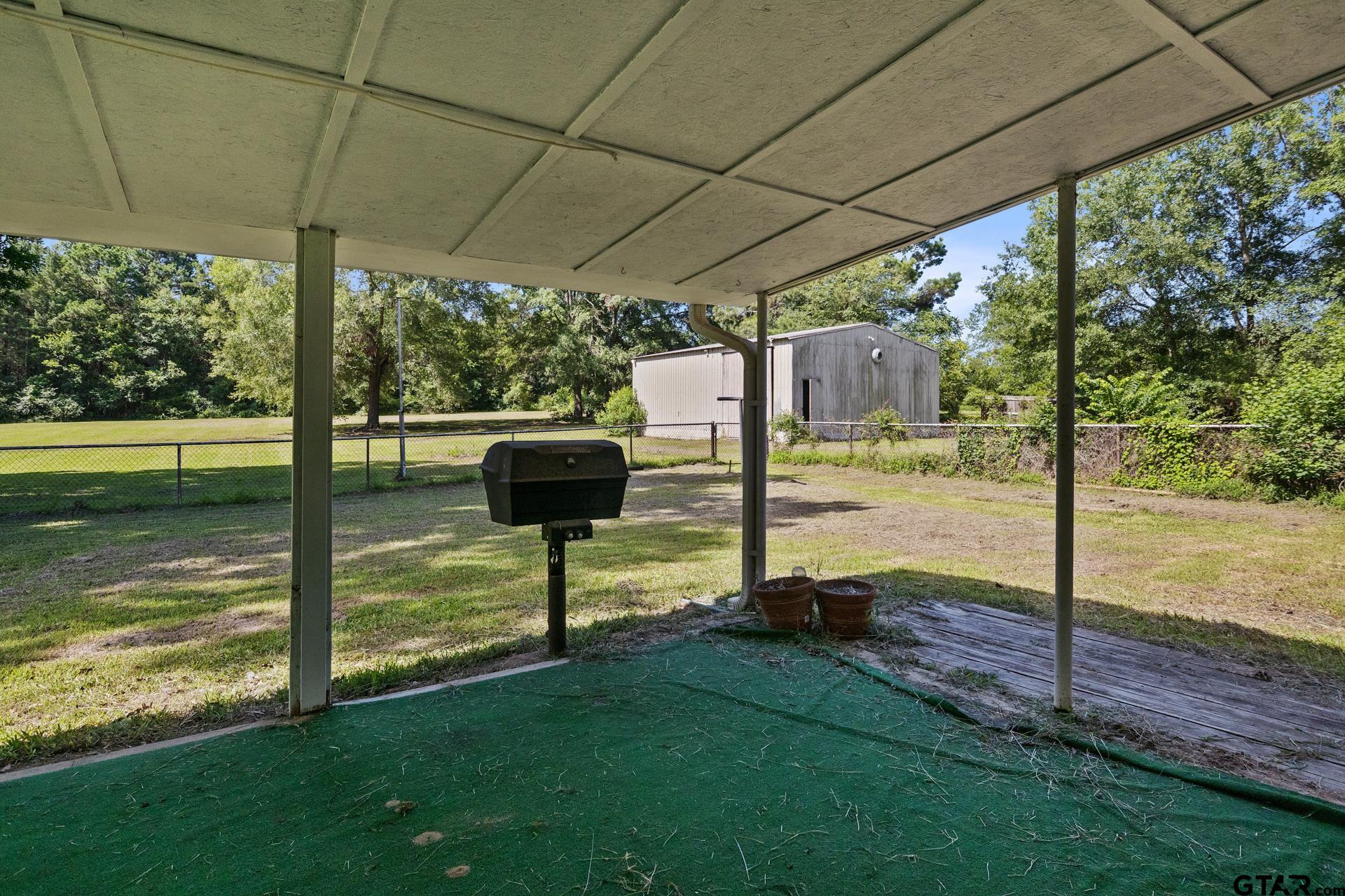191 W Billy Daniels St
