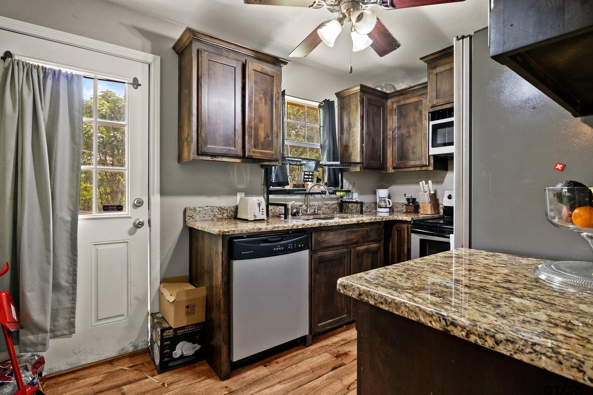 276 County Road 4335